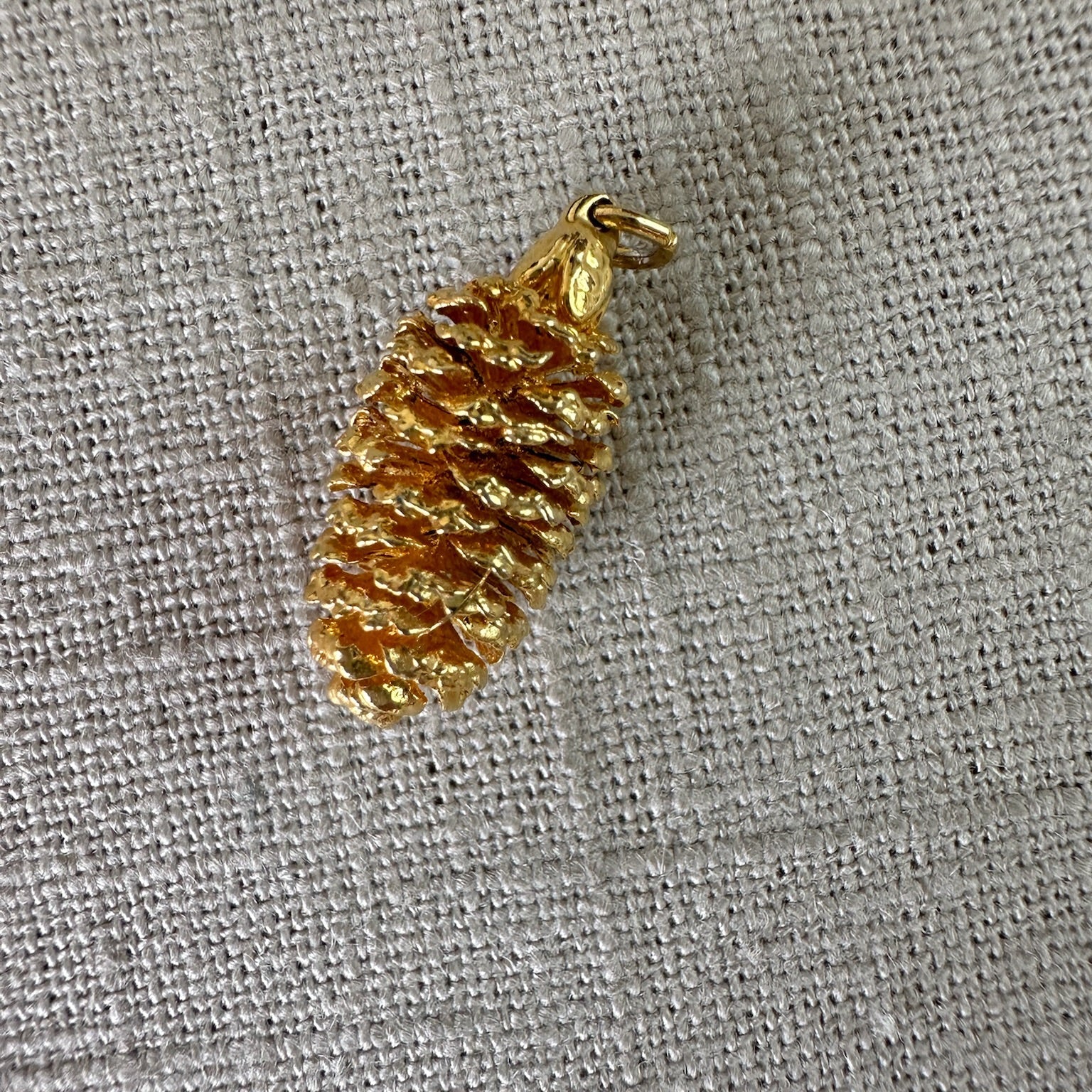 Vintage gold plated pine cone pendant