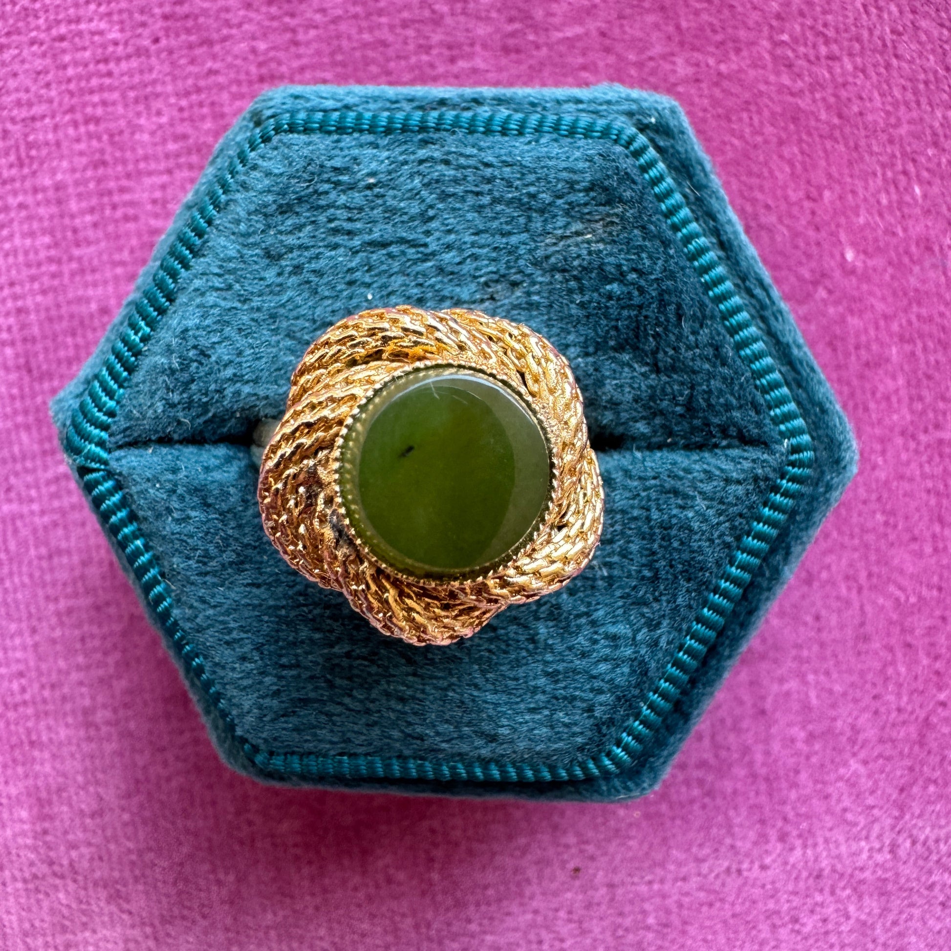 Elegant vintage gold plated jade twist ring