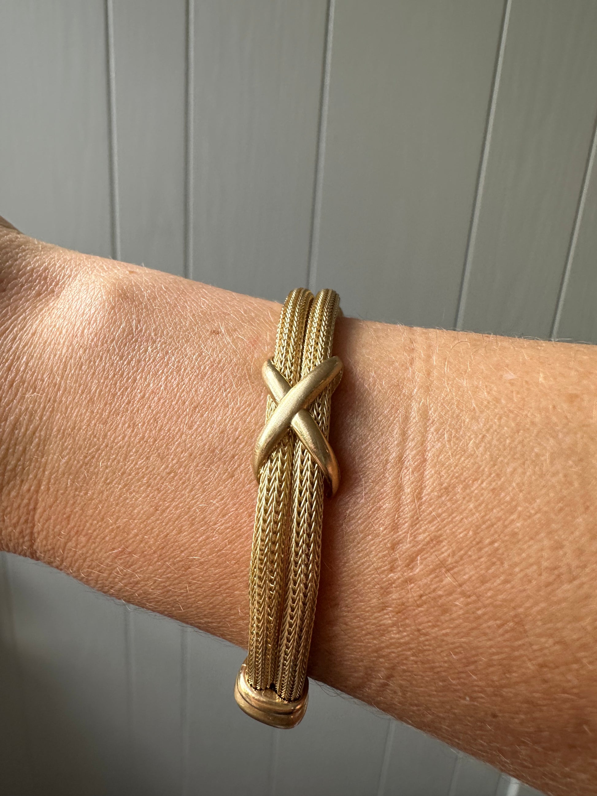 mesh bracelet with x and bar stations