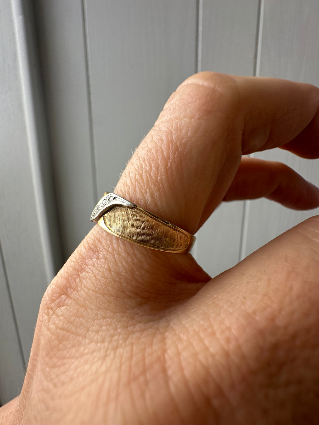 florentine and diamond X band