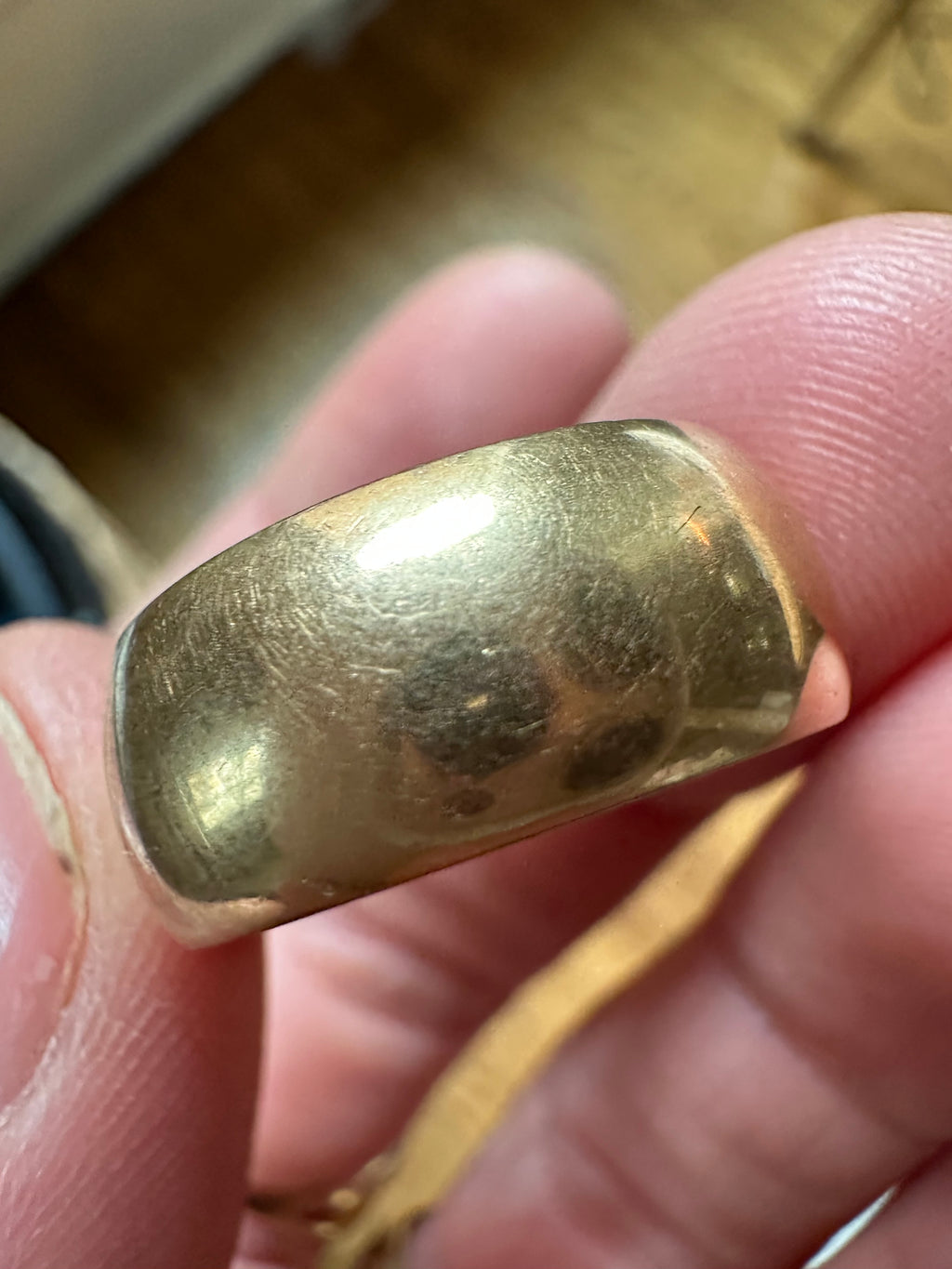 8mm wide 18k antique gold band