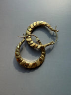 matte and shiny croissant hoop