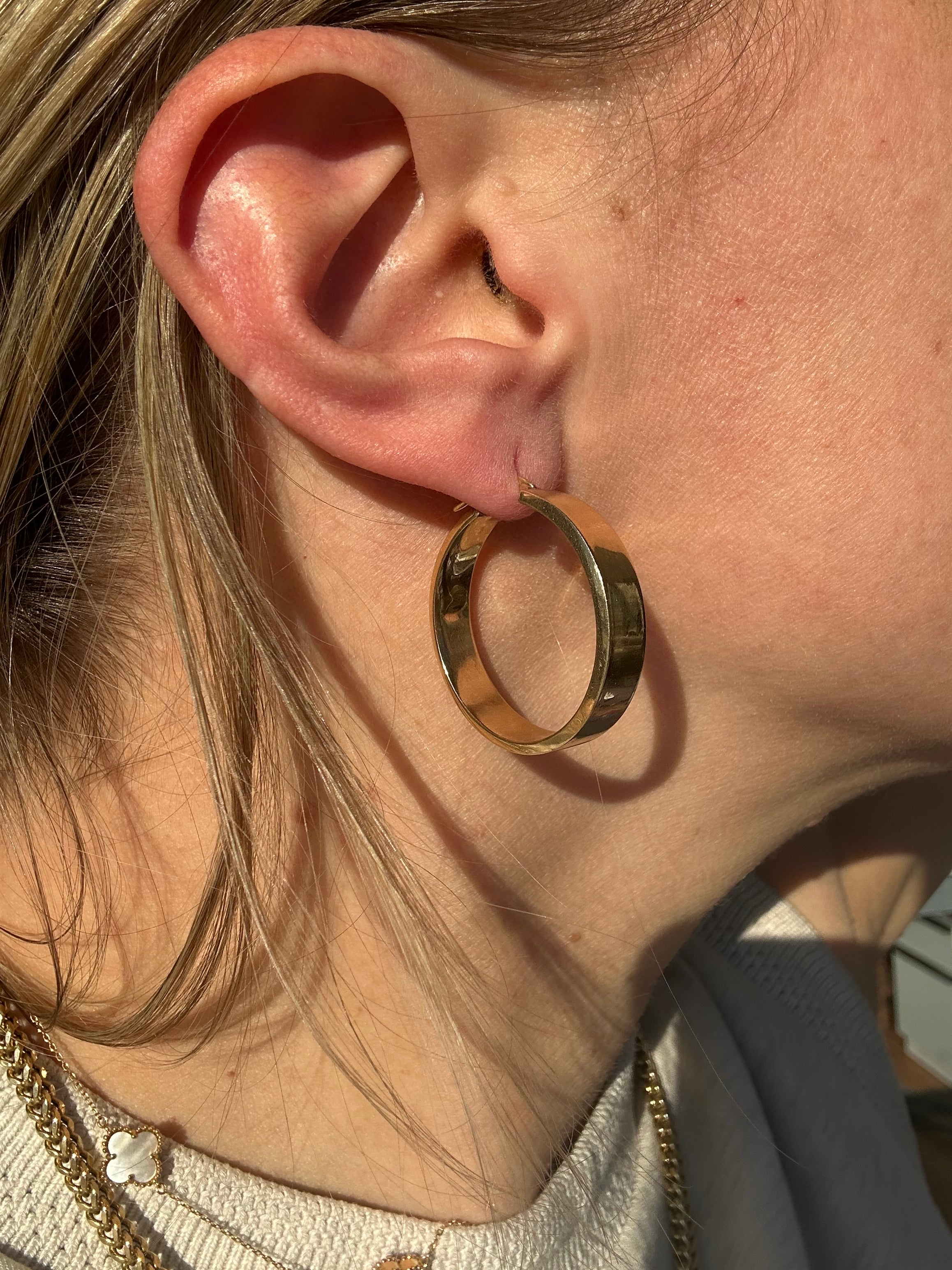 square edge hoops 1.1”