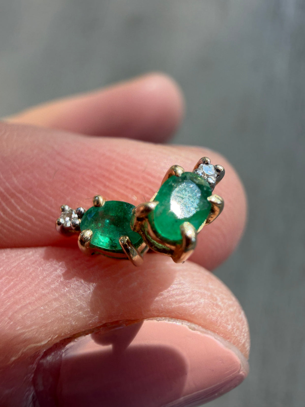 emerald and diamond stud earrings
