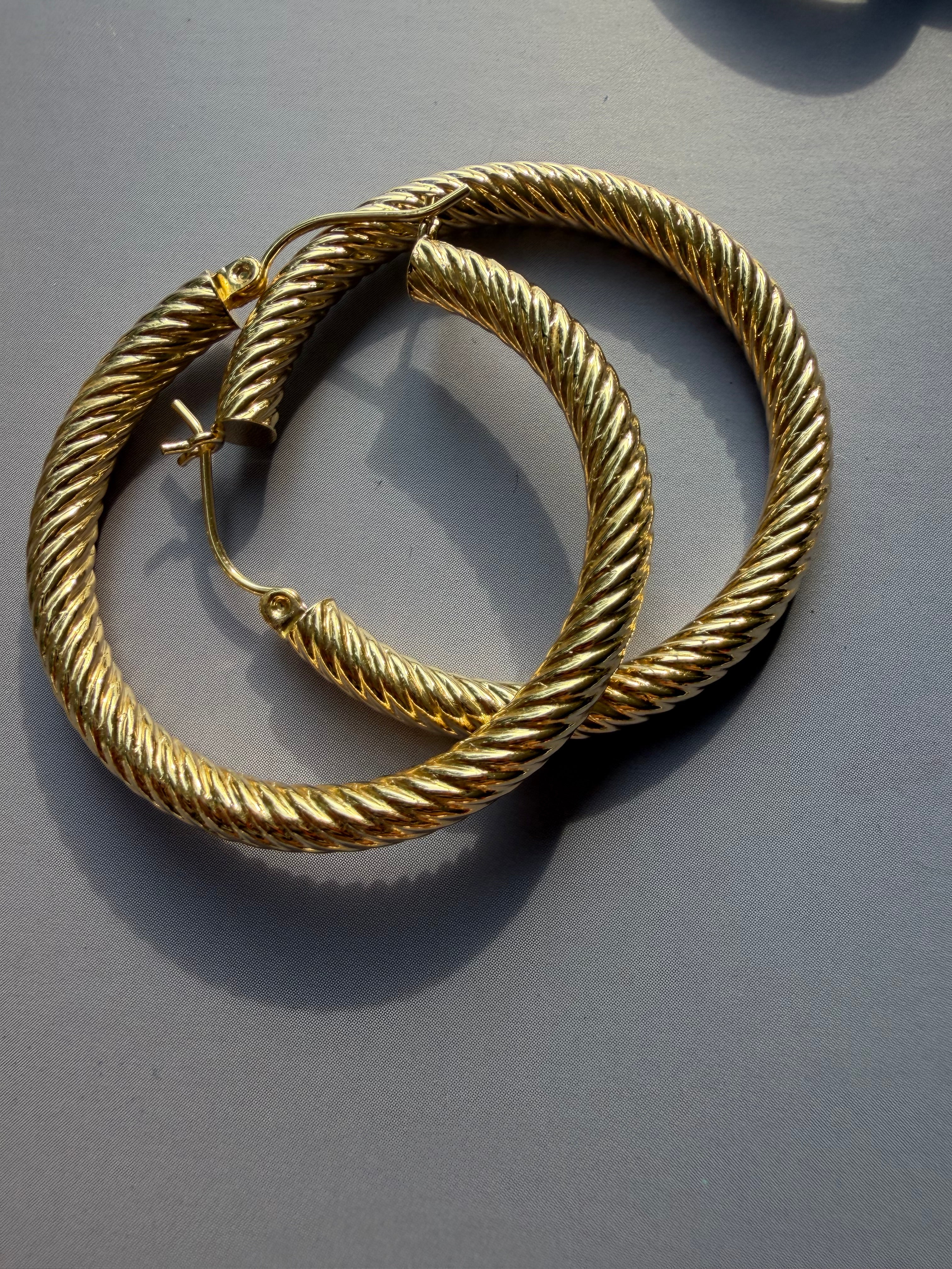 twisty tube hoops 1.5"