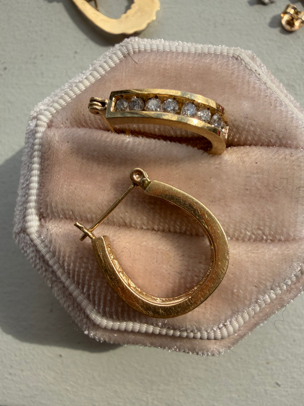 horseshoe diamond hoops