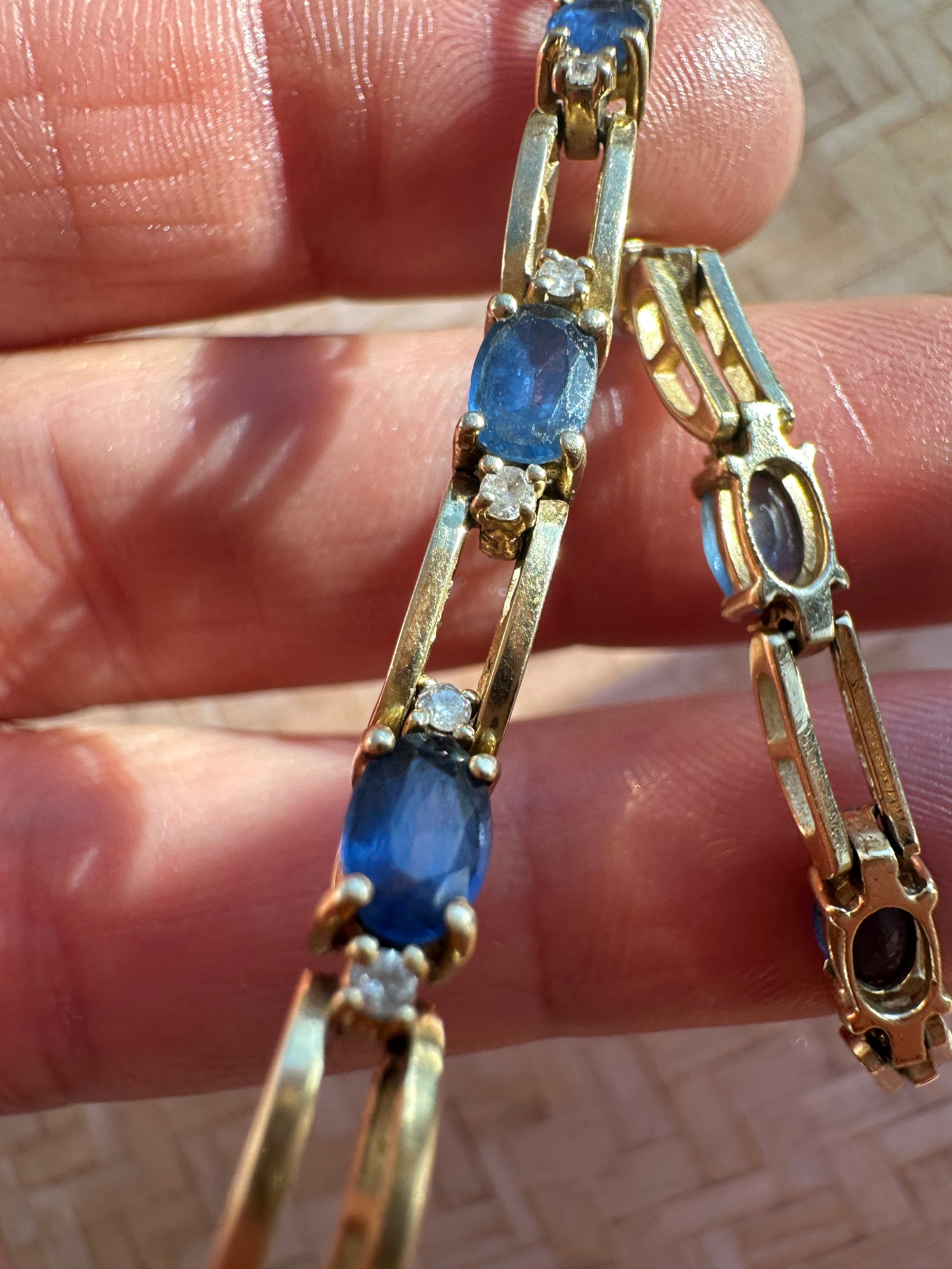 sapphire and diamond tennis bracelet