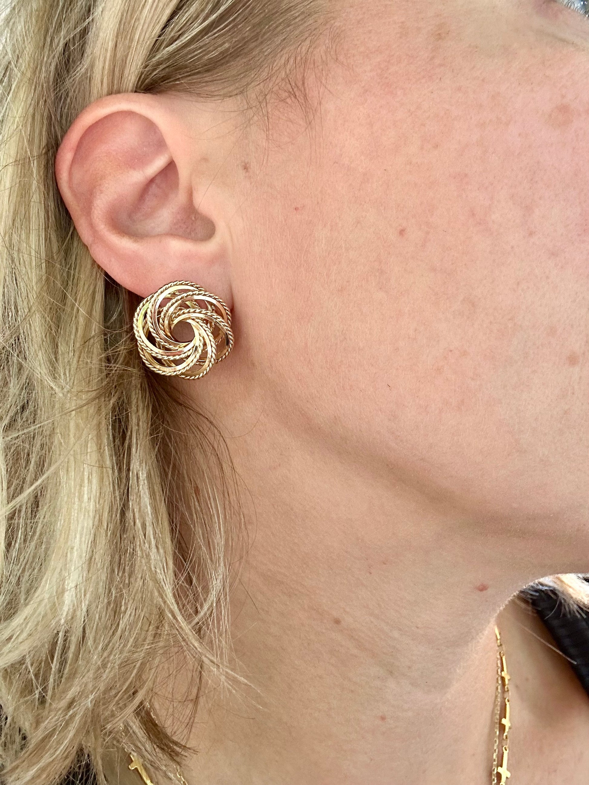 Chunky swirl earrings