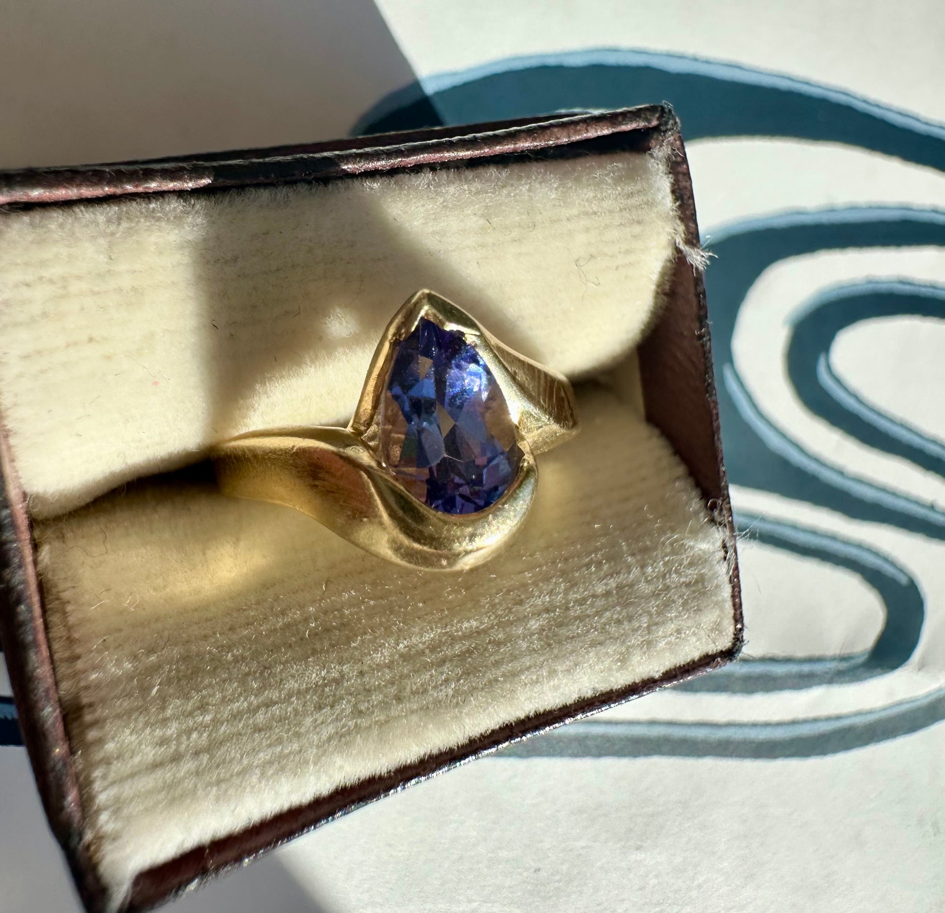 pear shape tanzanite ring