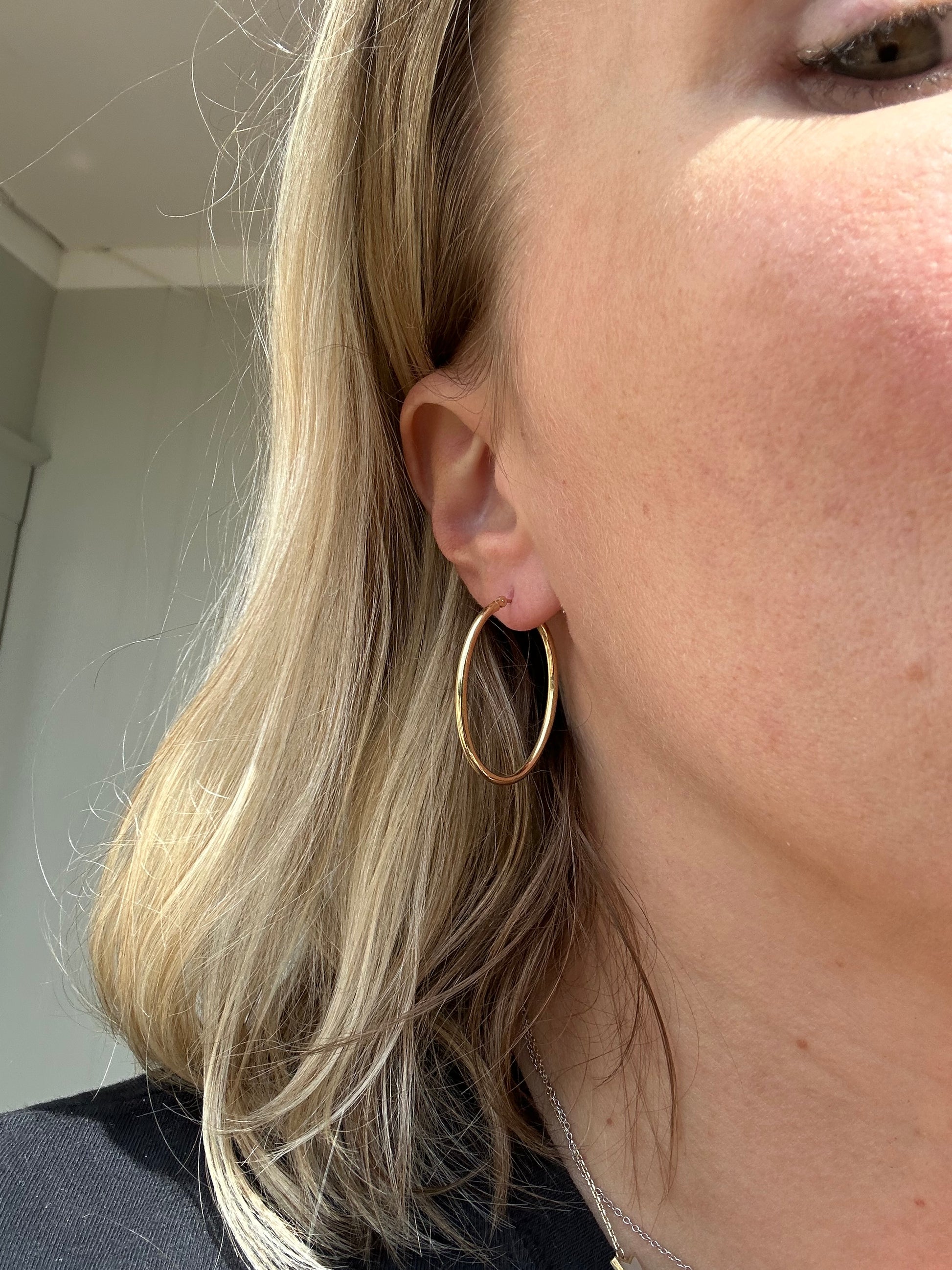 classic oval thin hoop