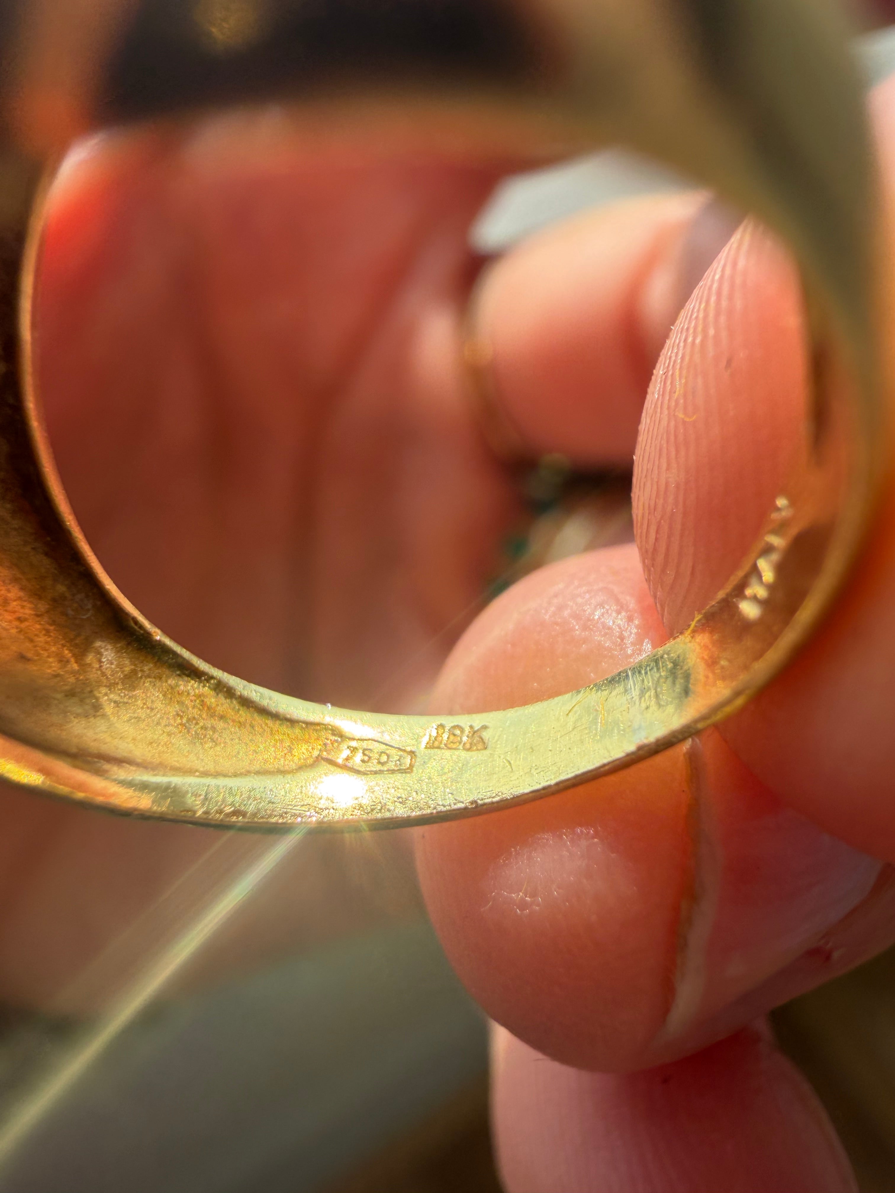 buttery 18k croissant dome ring