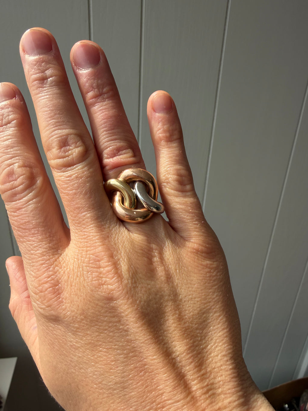 tritone knot ring