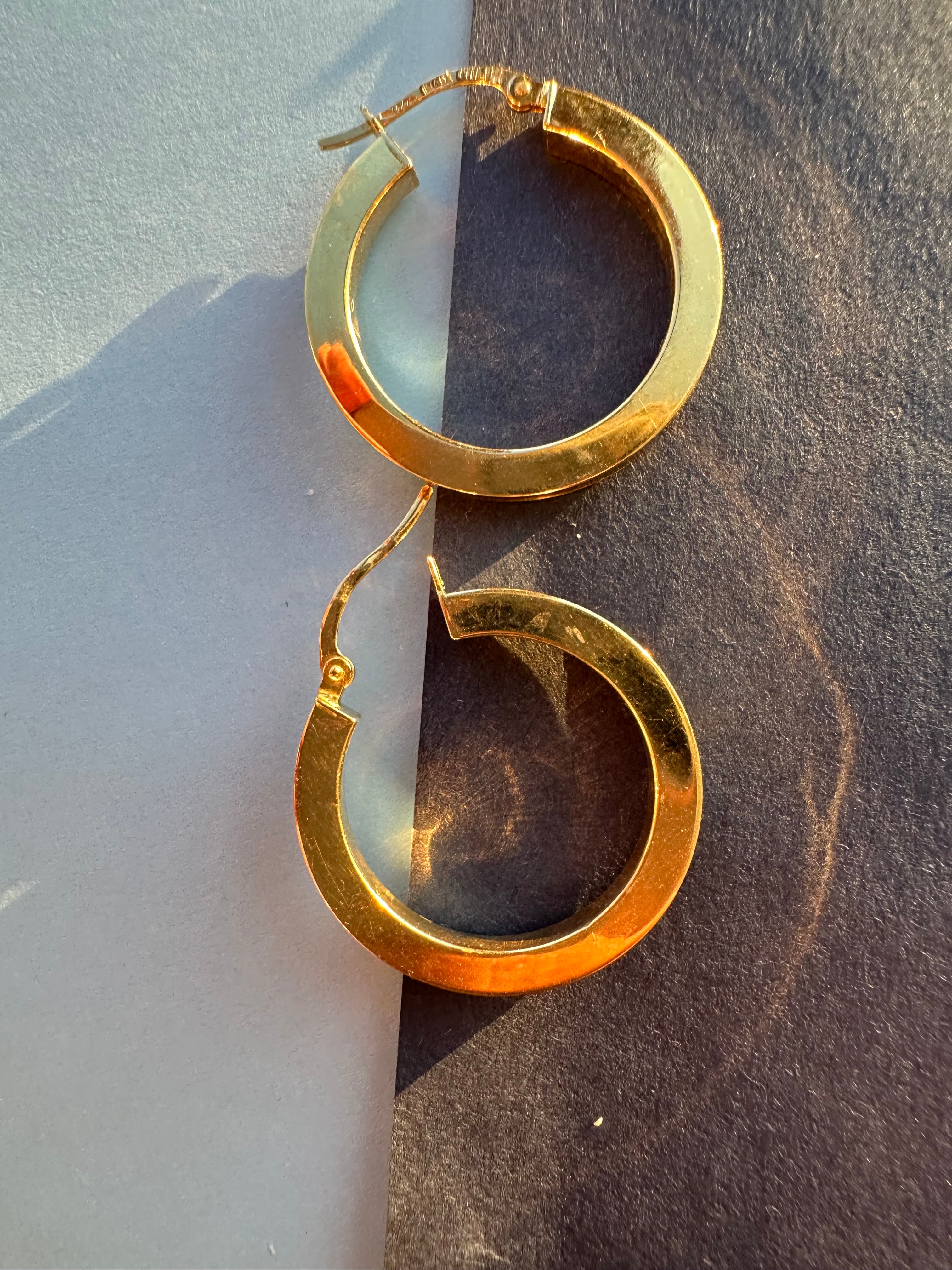 18k gold squared edge hoops
