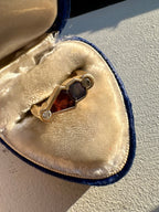 gemstone arrow squared band