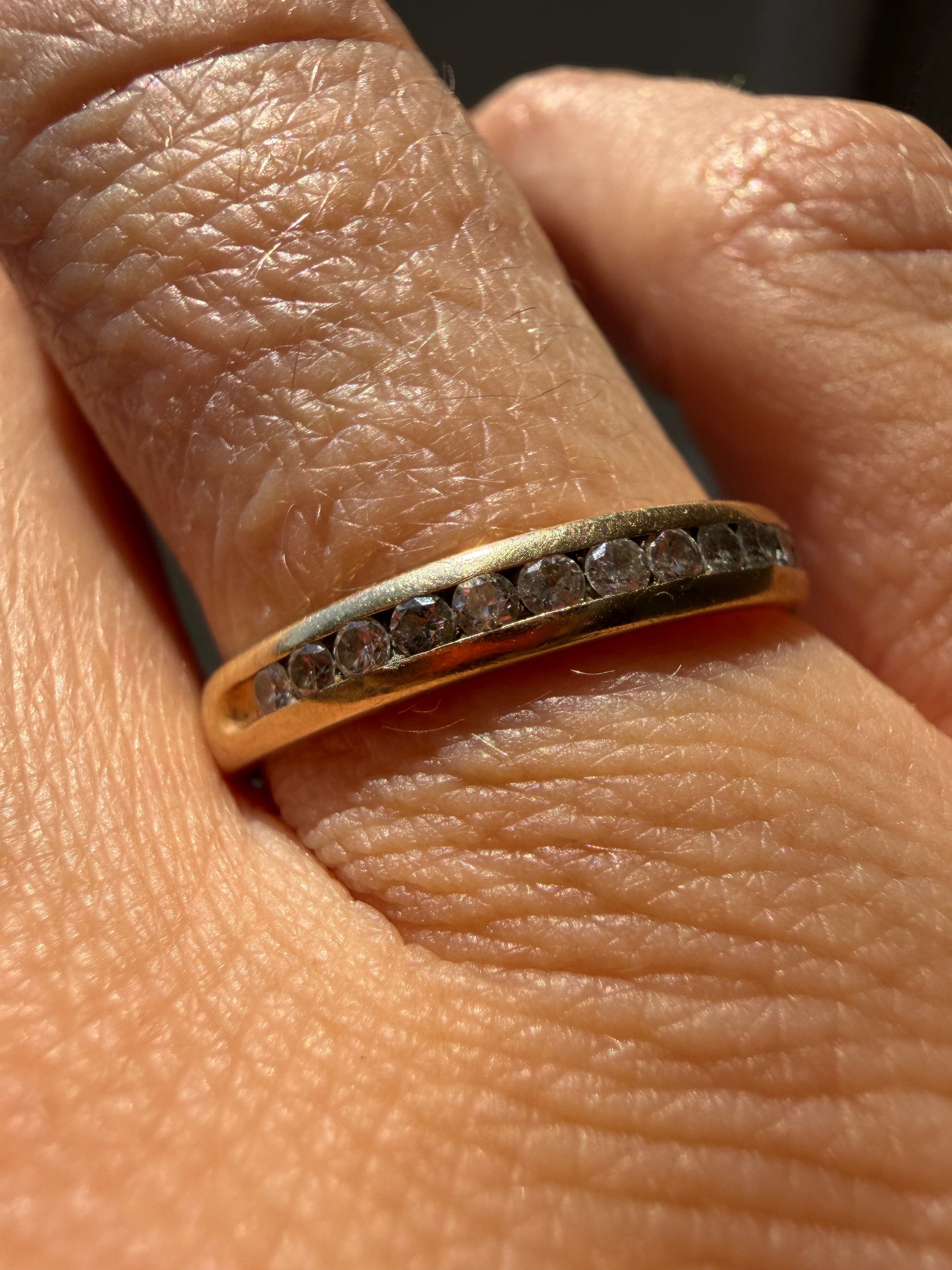 channel set diamond stacking band
