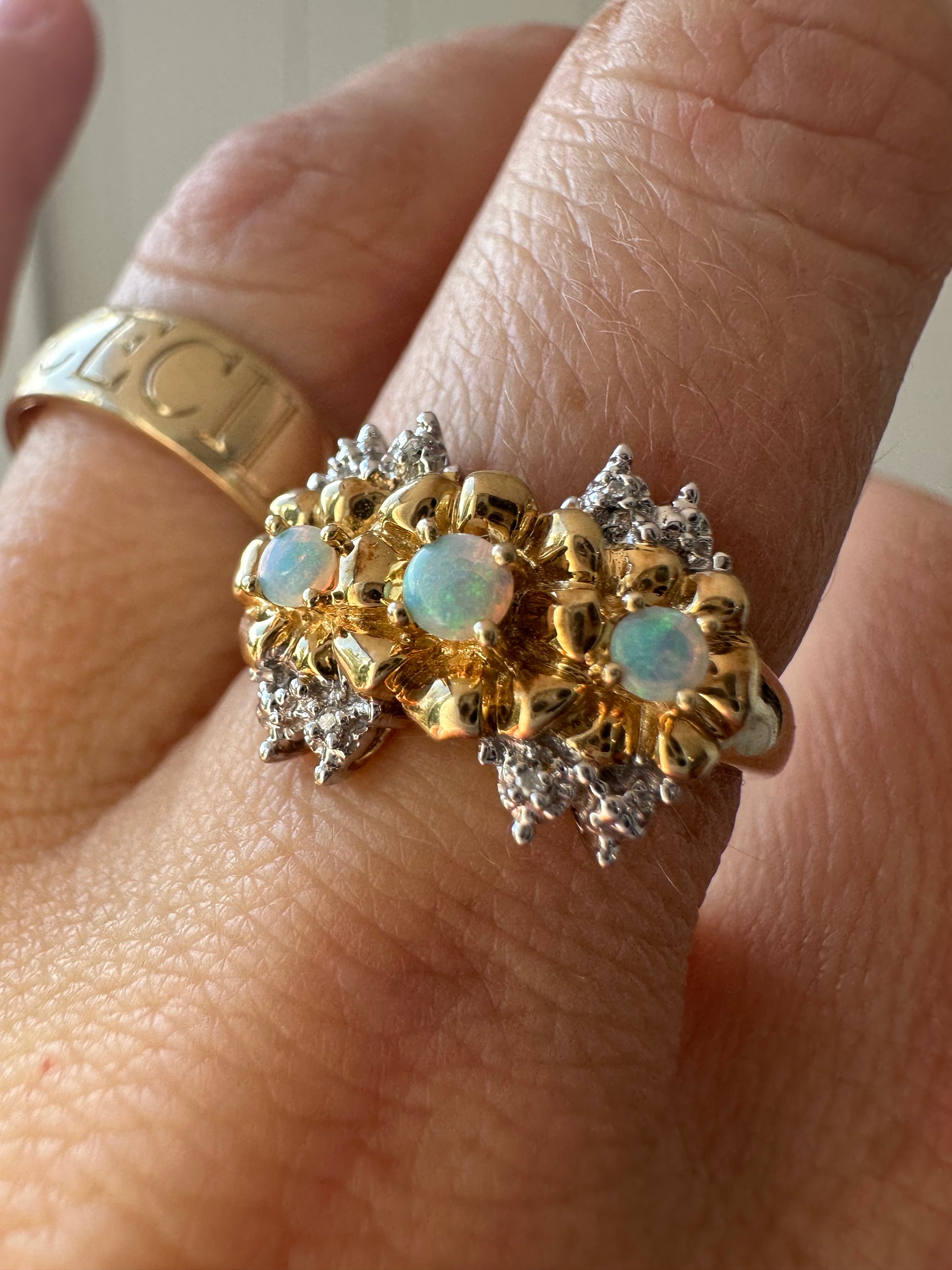 opal and diamond ring