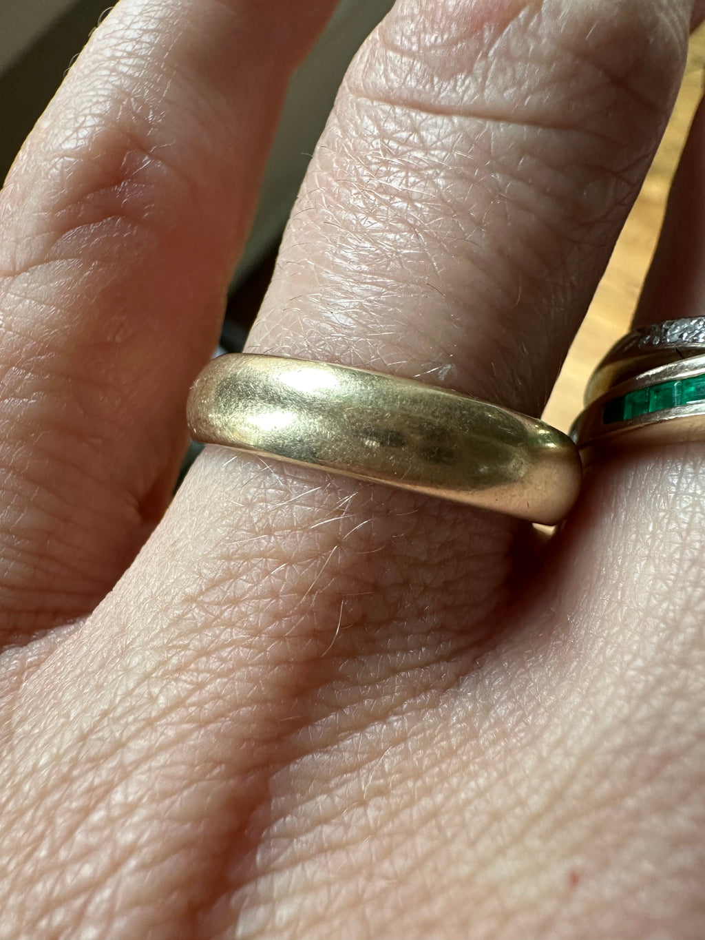 4.5mm donut-ish yellow gold band