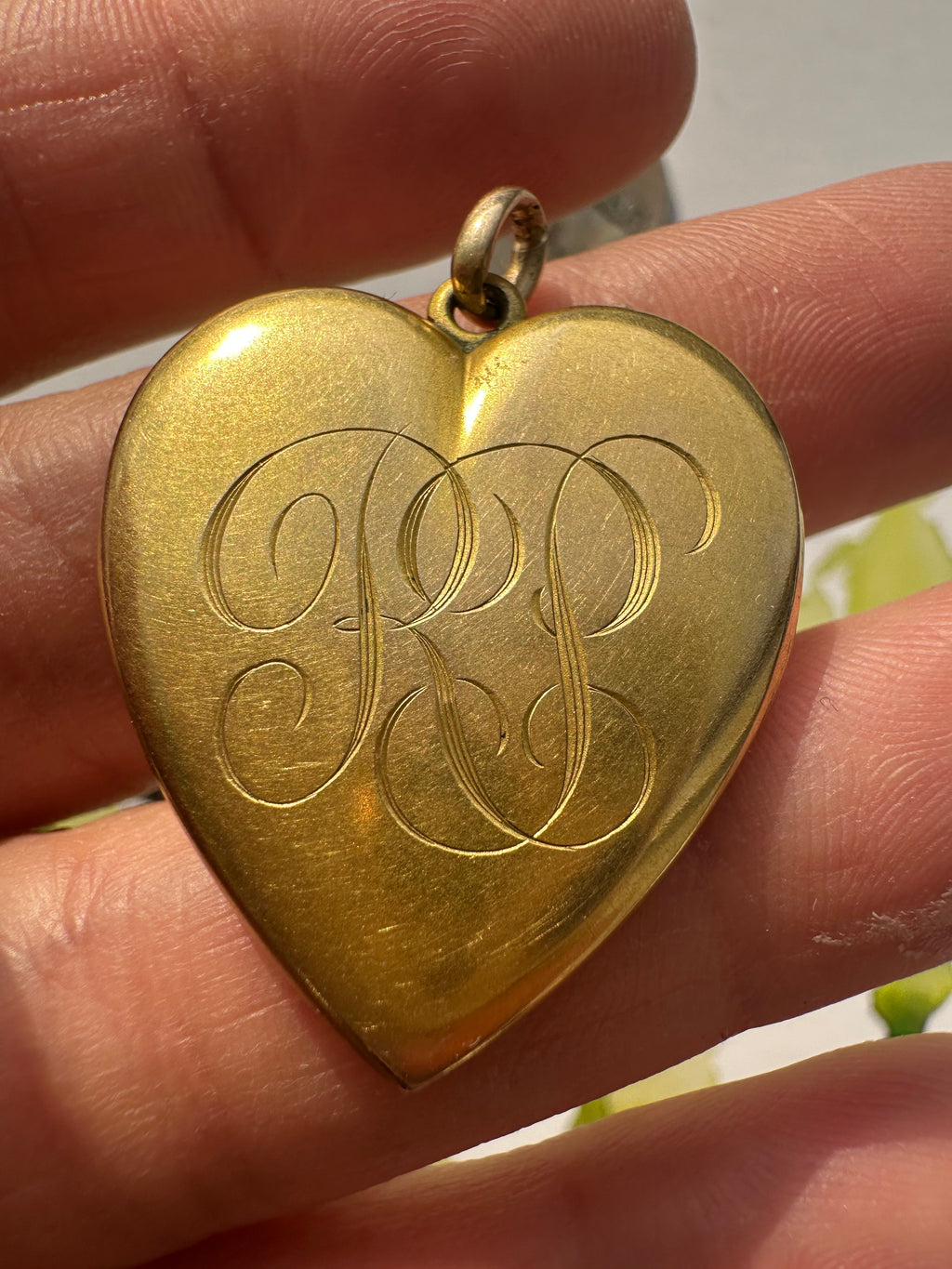 vintage large heart locket