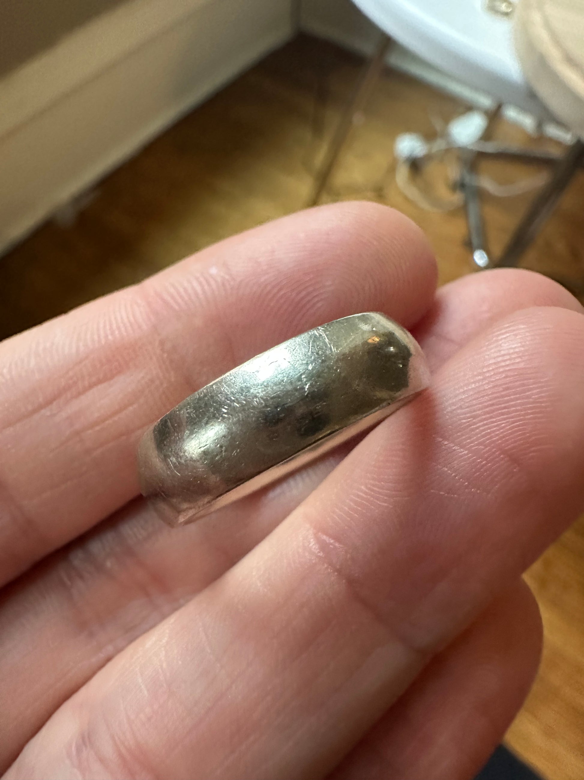 6mm white gold comfort fit band