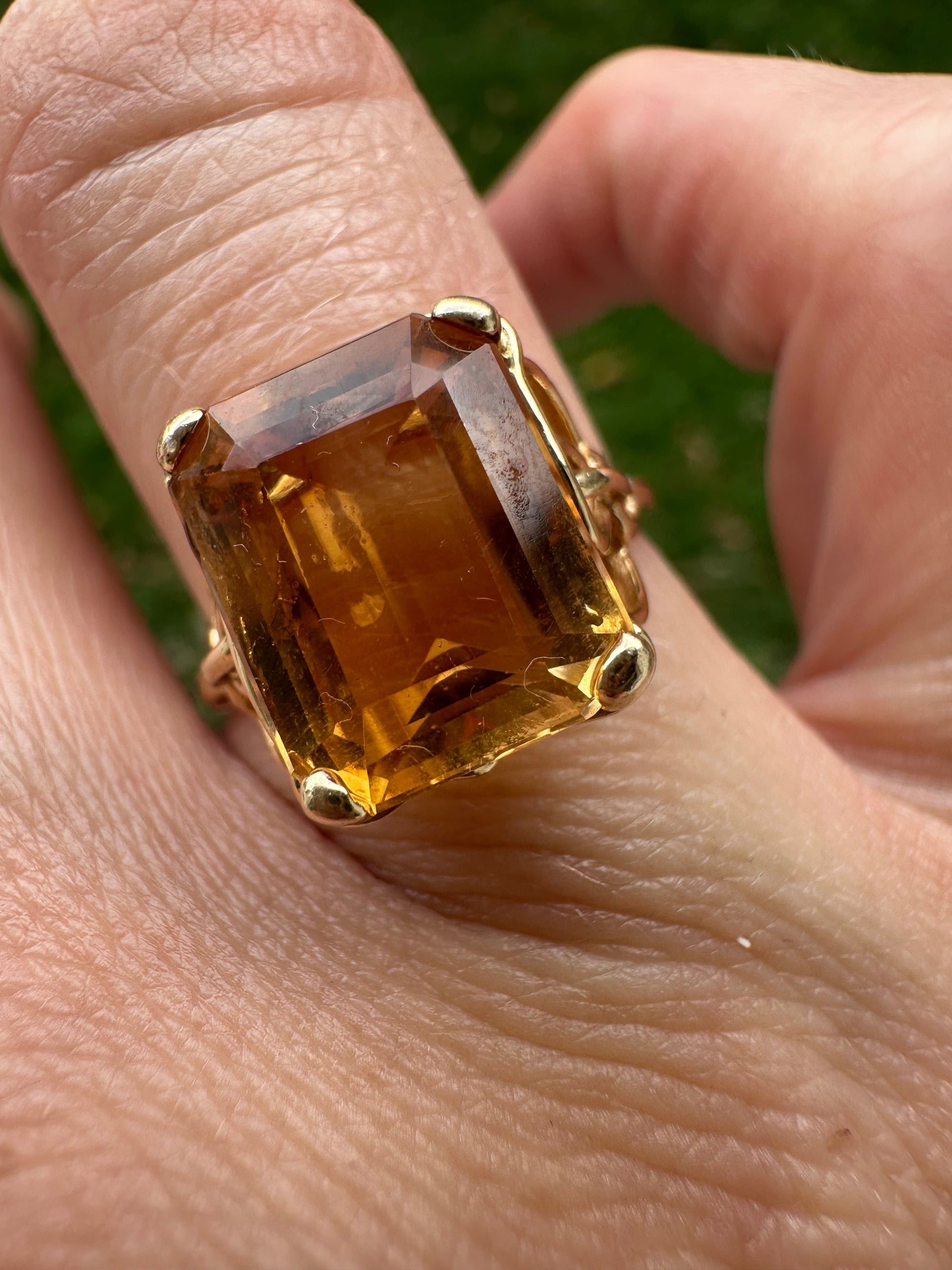 honey citrine ring