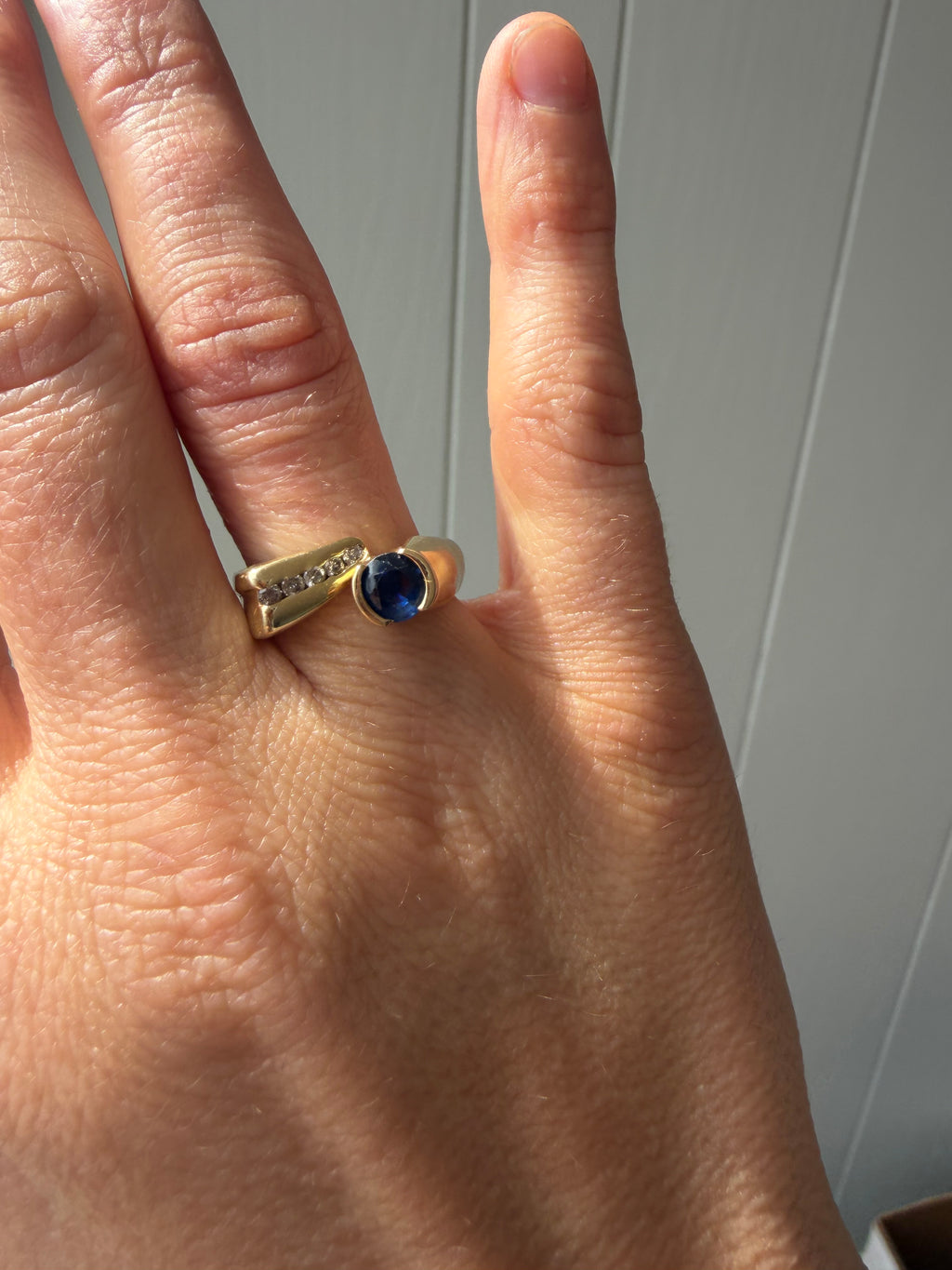 1.12carat sapphire and diamond ring