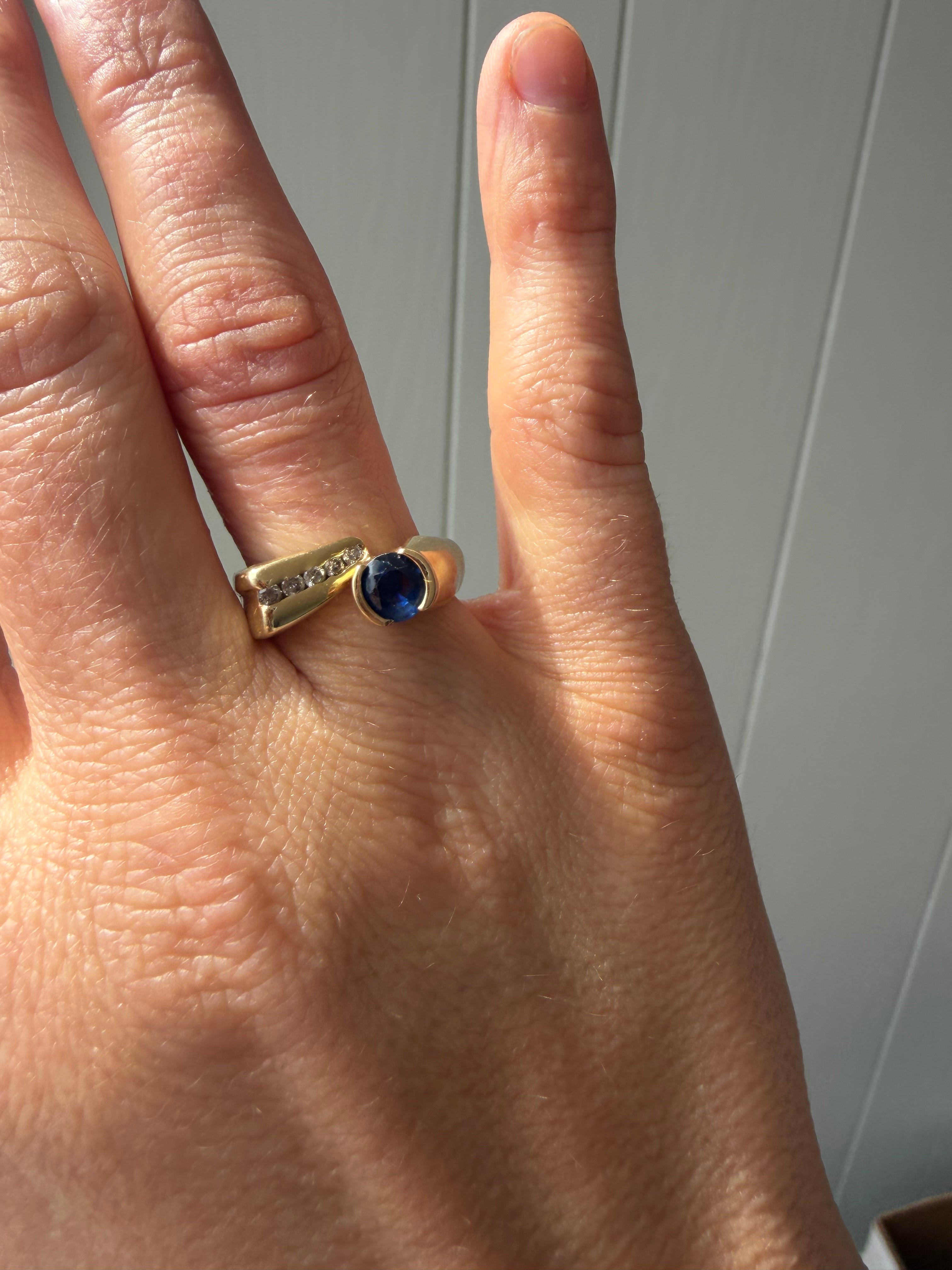 1.12carat sapphire and diamond ring