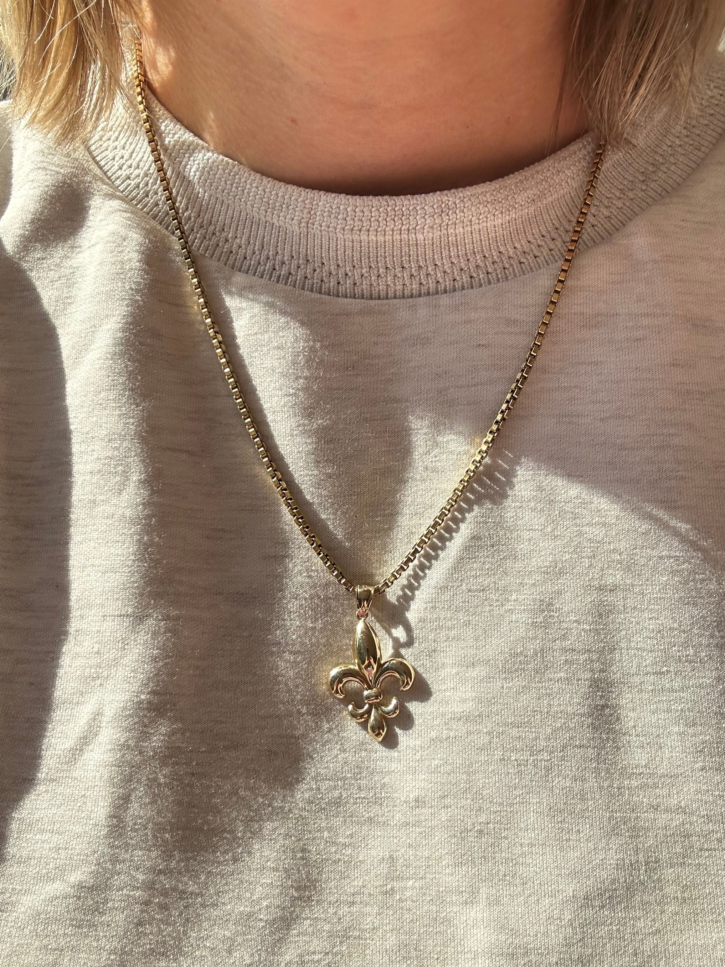 18k gold chunky box chain