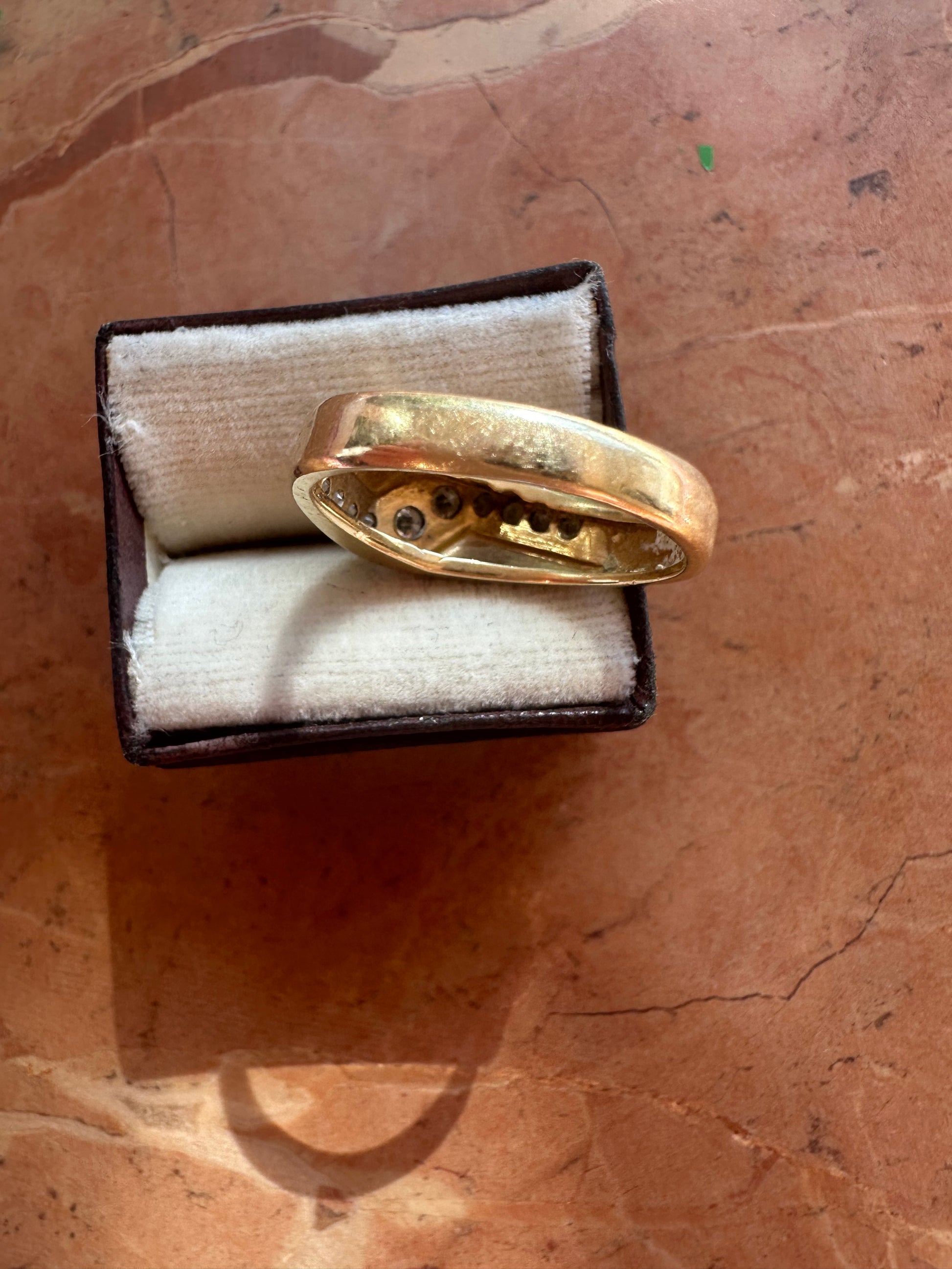 zig zag diamond ring