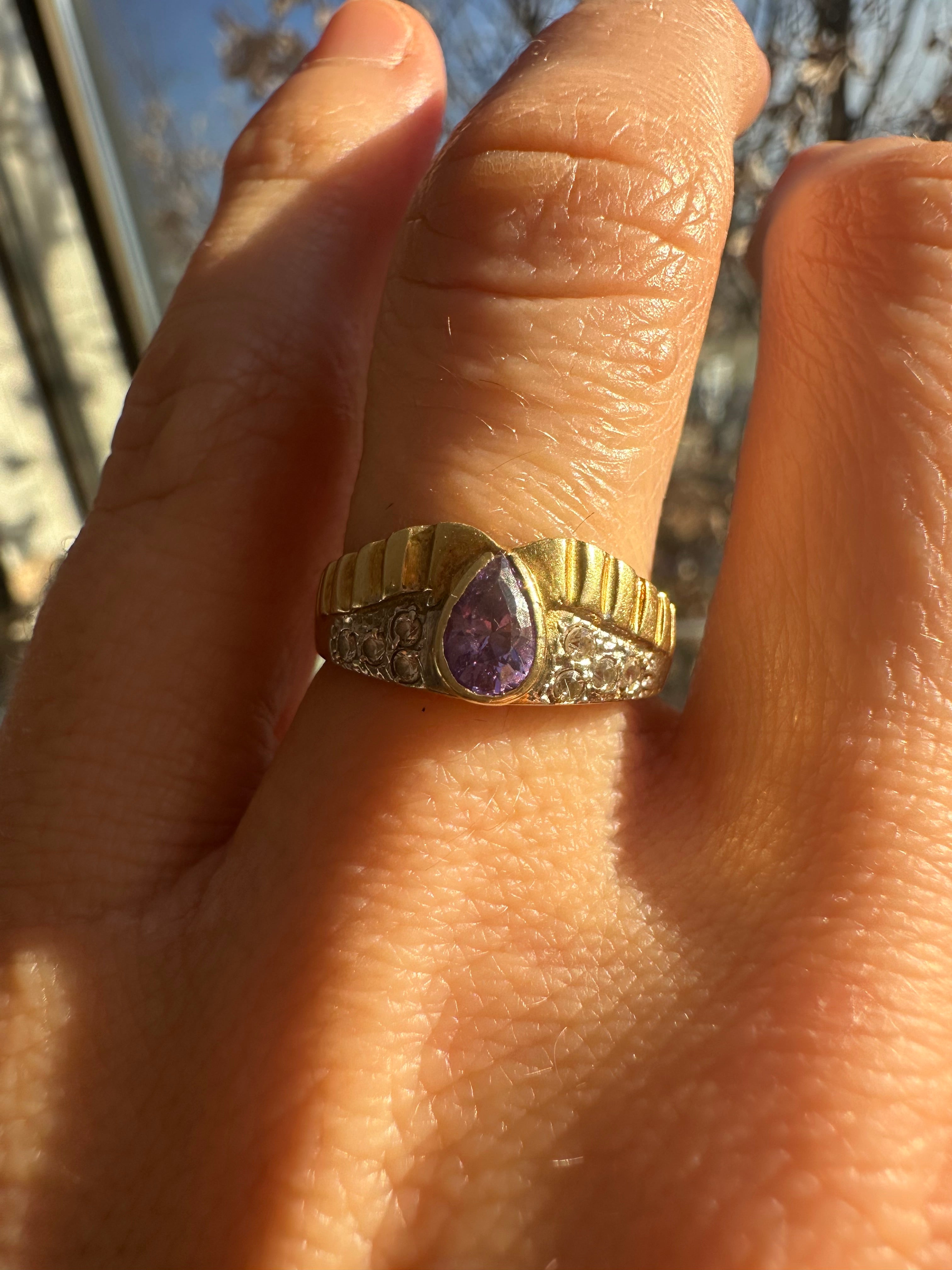 amethyst and diamond ring