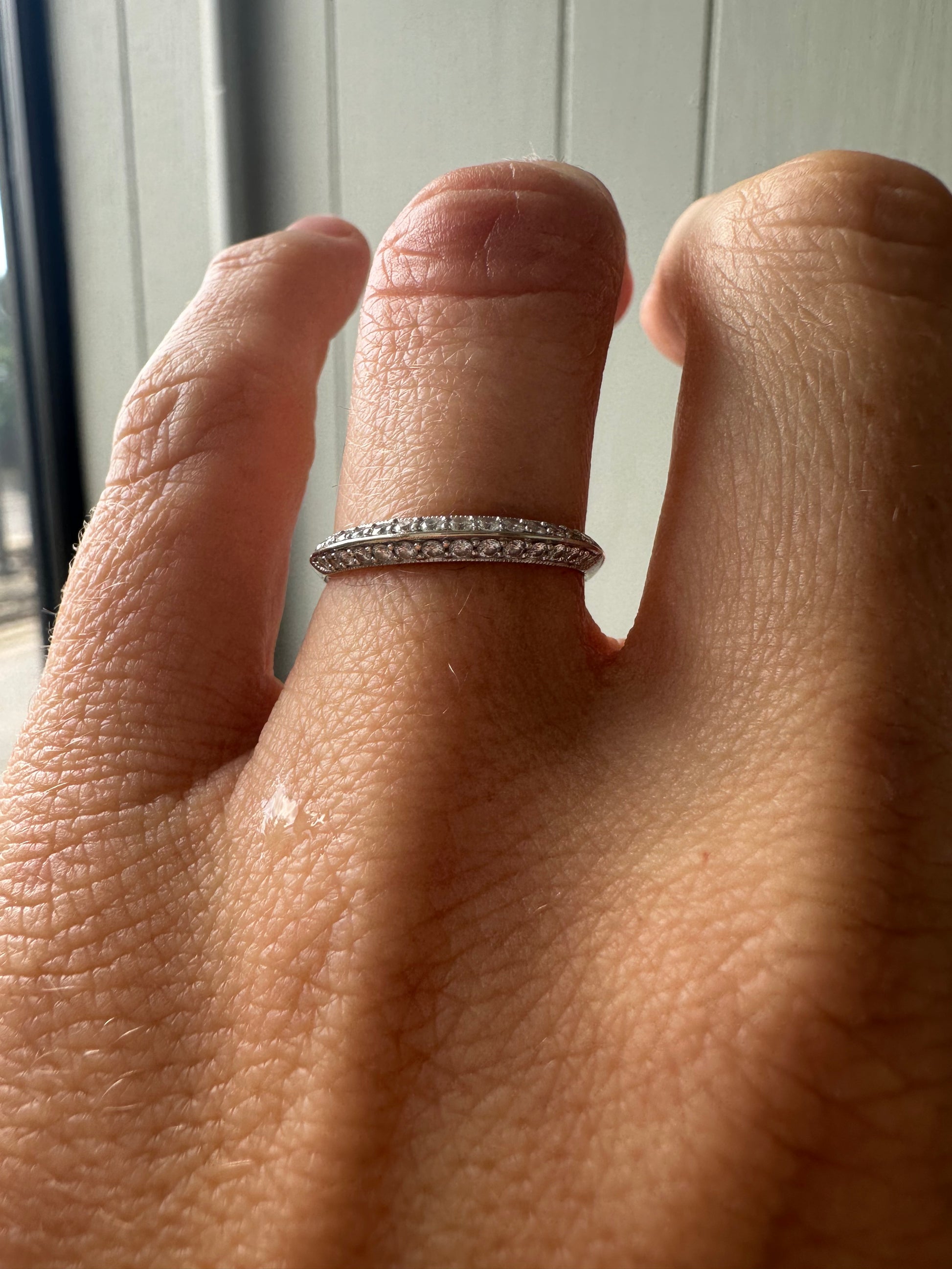 Pair of 18k white diamond knife edge bands