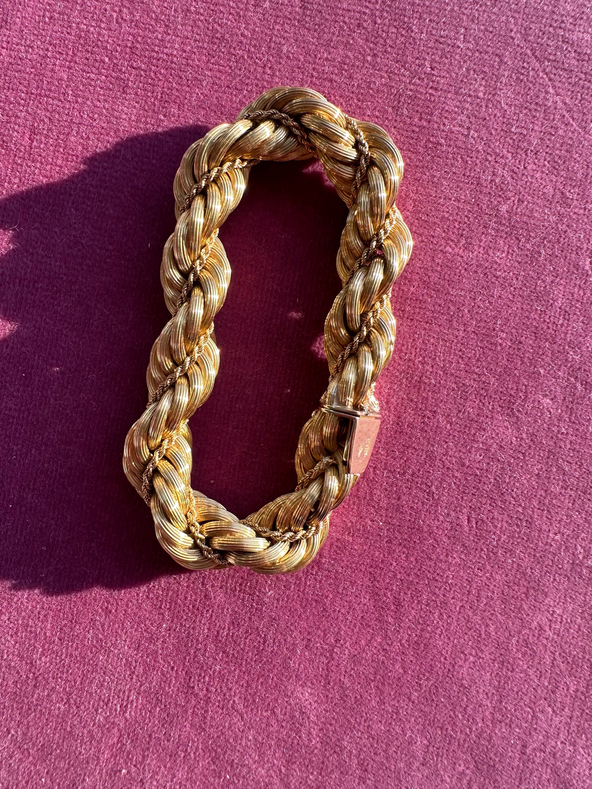 incredible 18k chunky rope bracelet