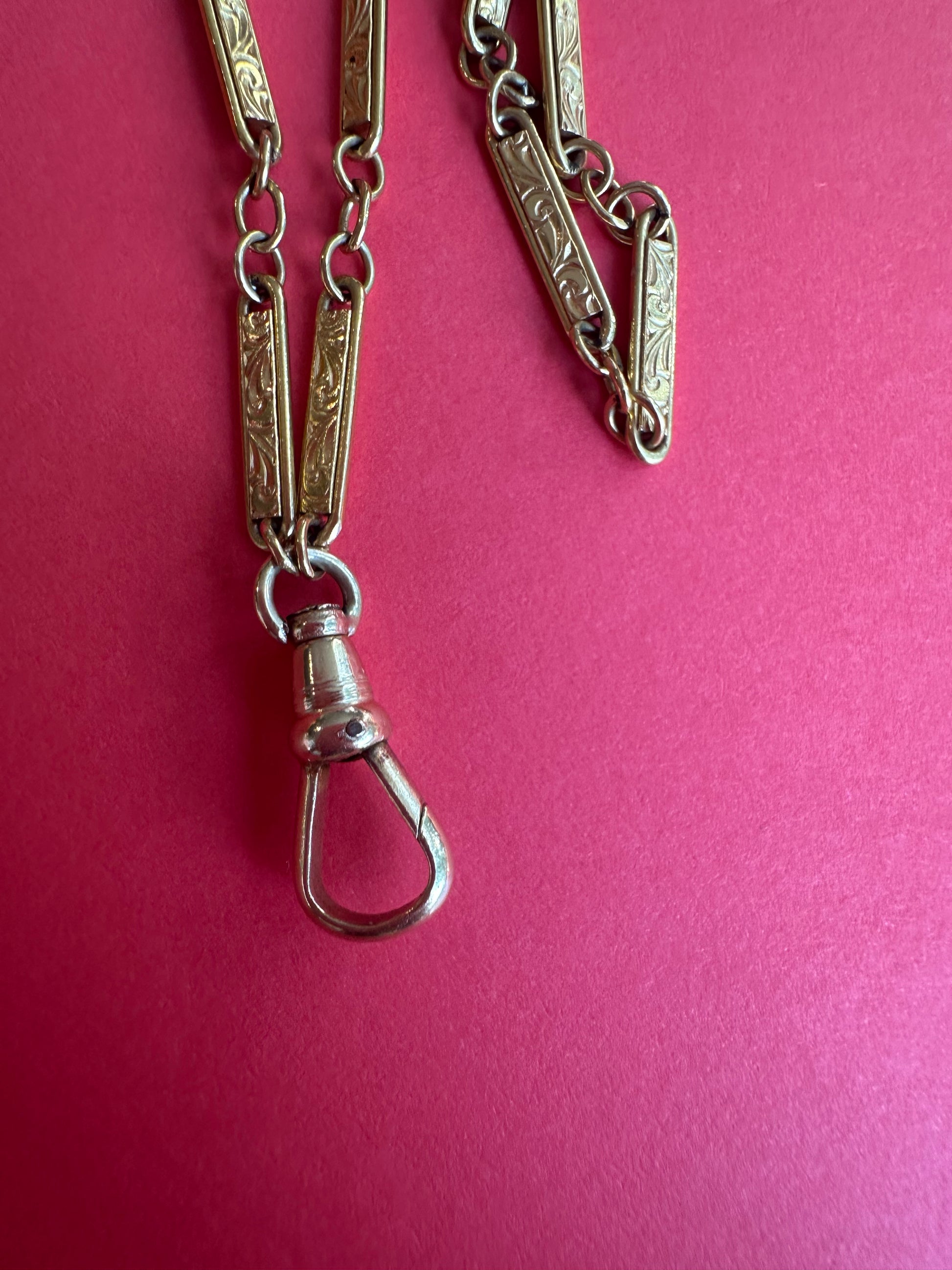 30" long fancy bar chain with dog clip