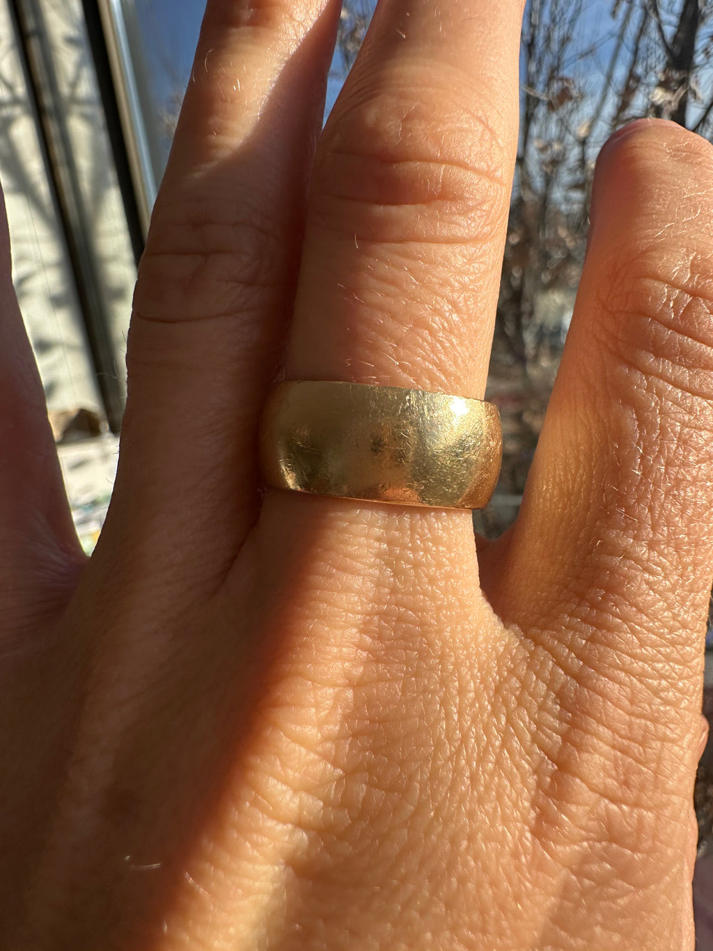 solid 10mm wide band