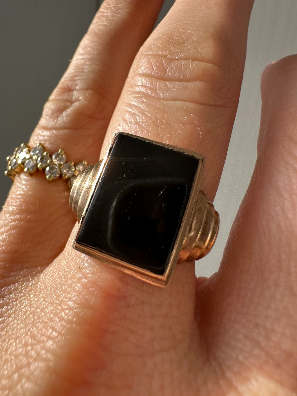 rosy gold and onyx vintage ring