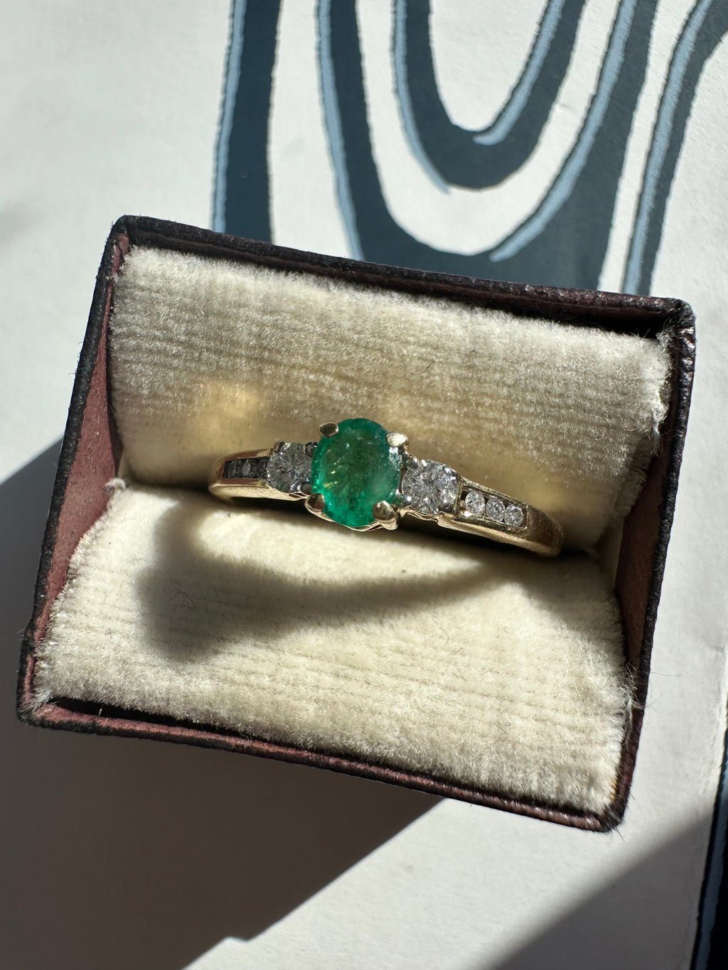 emerald and diamond ring