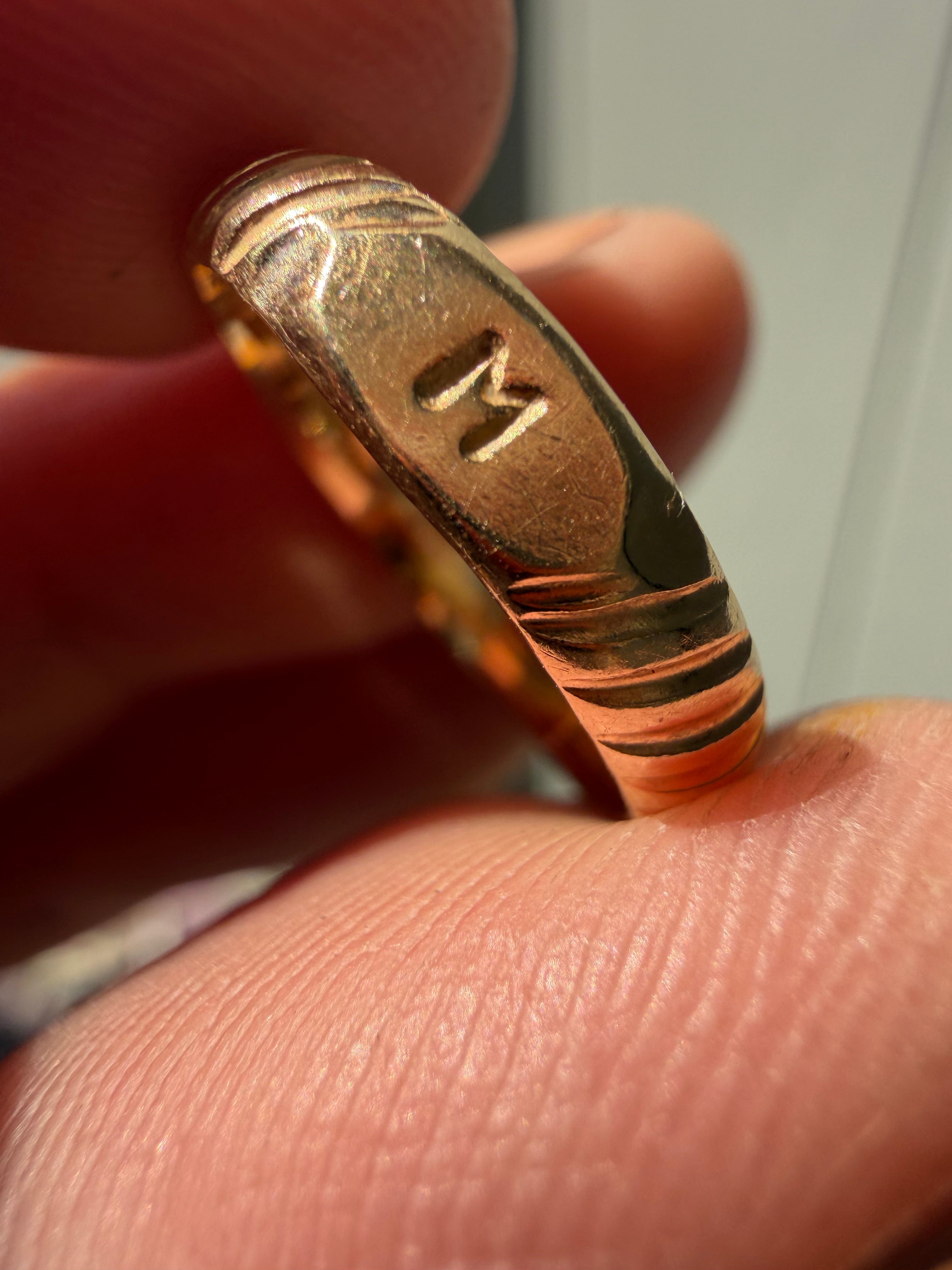 M / W engraved ring