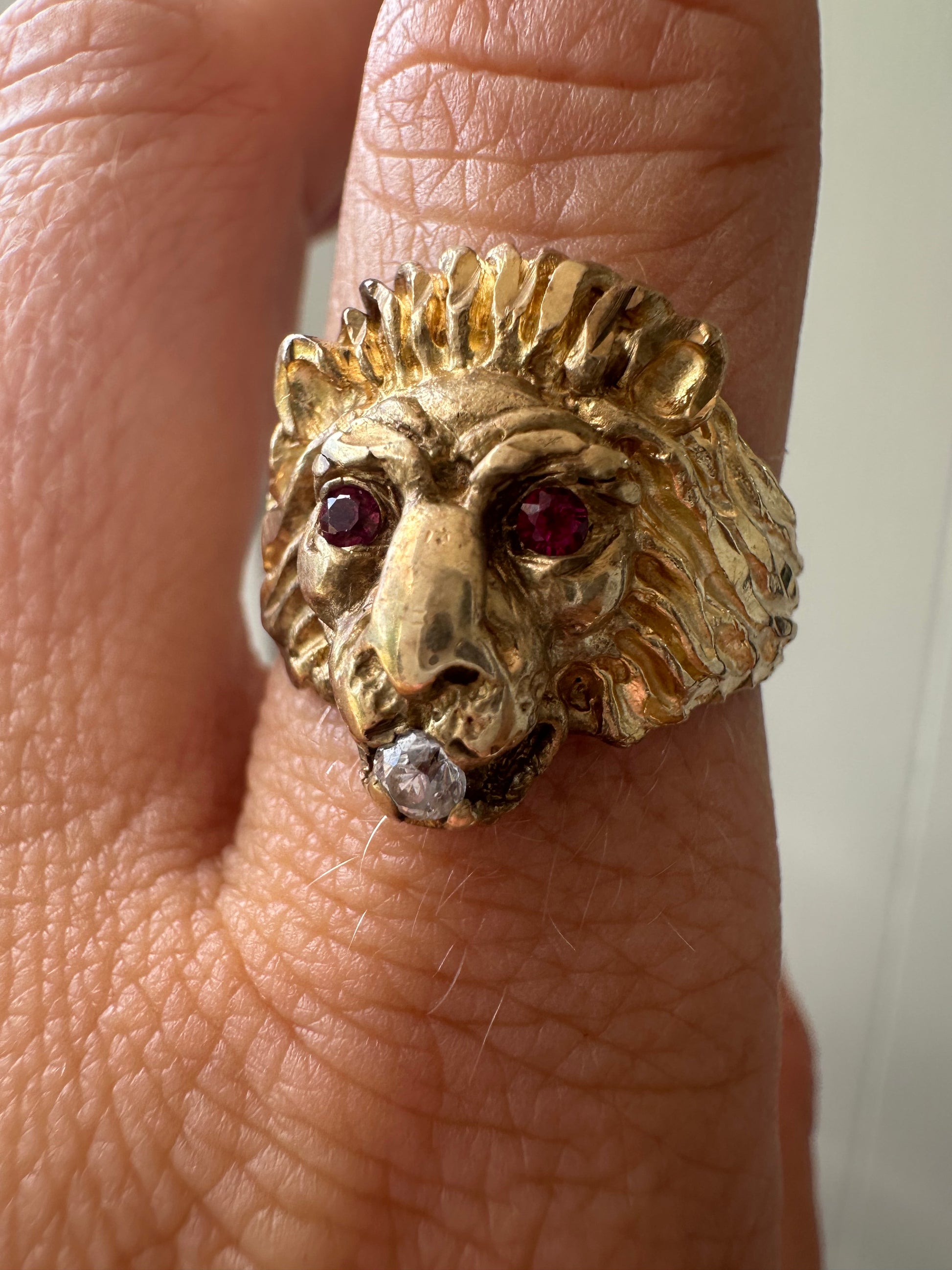 lion ring