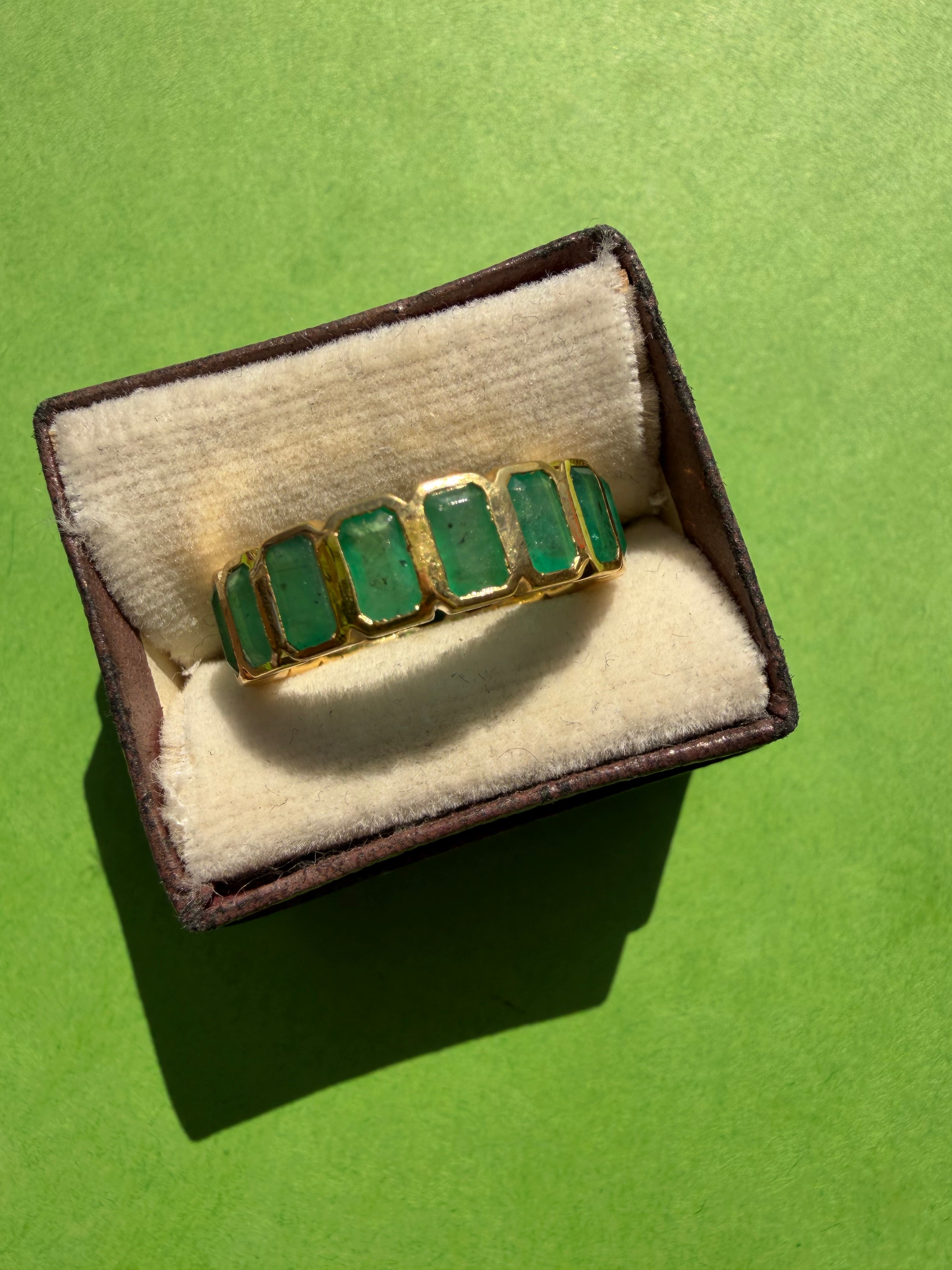 The Emerald Karat THE VERDE PURE natural emerald eternity band