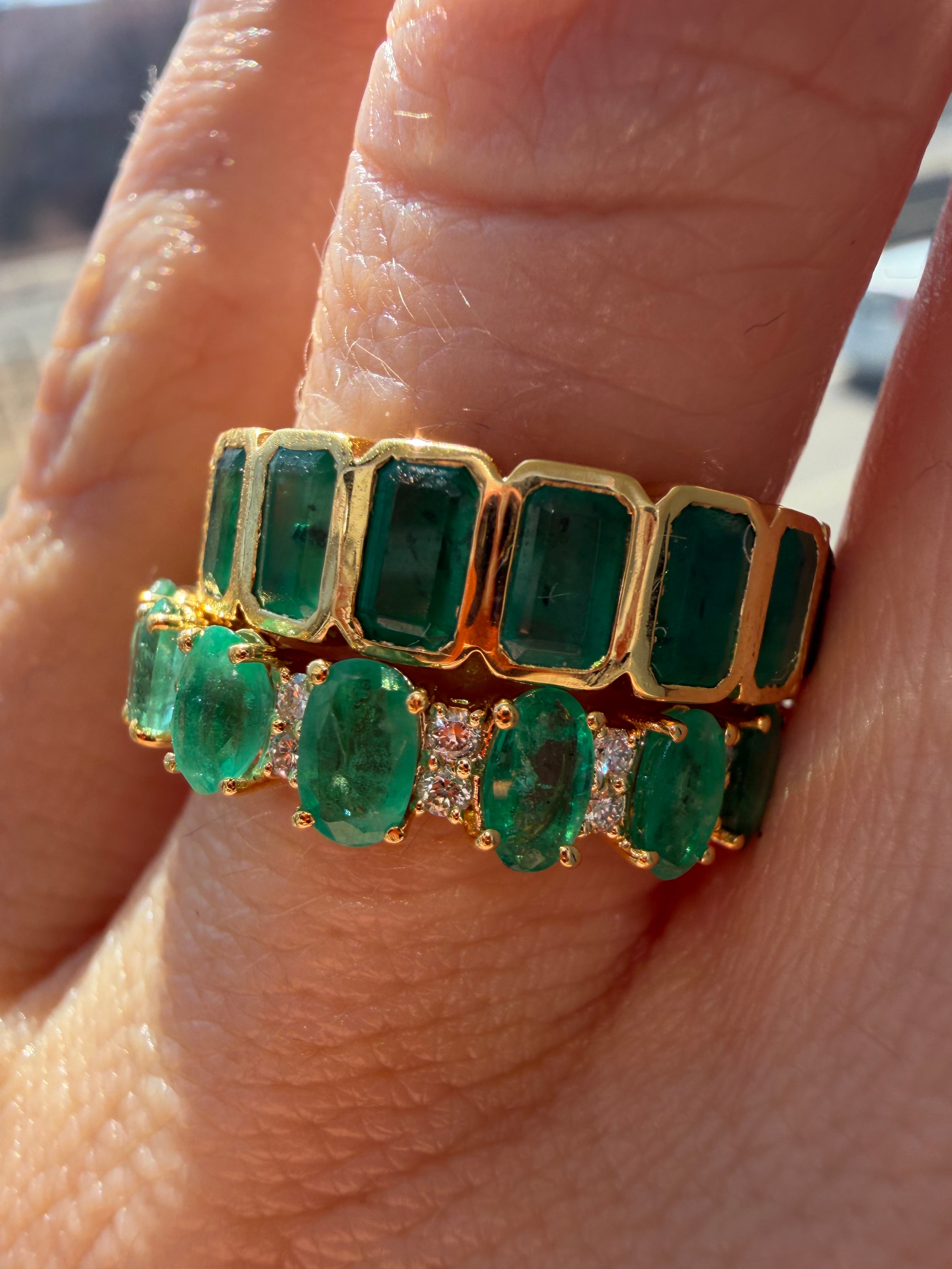 The Emerald Karat THE VERDE PURE natural emerald eternity band