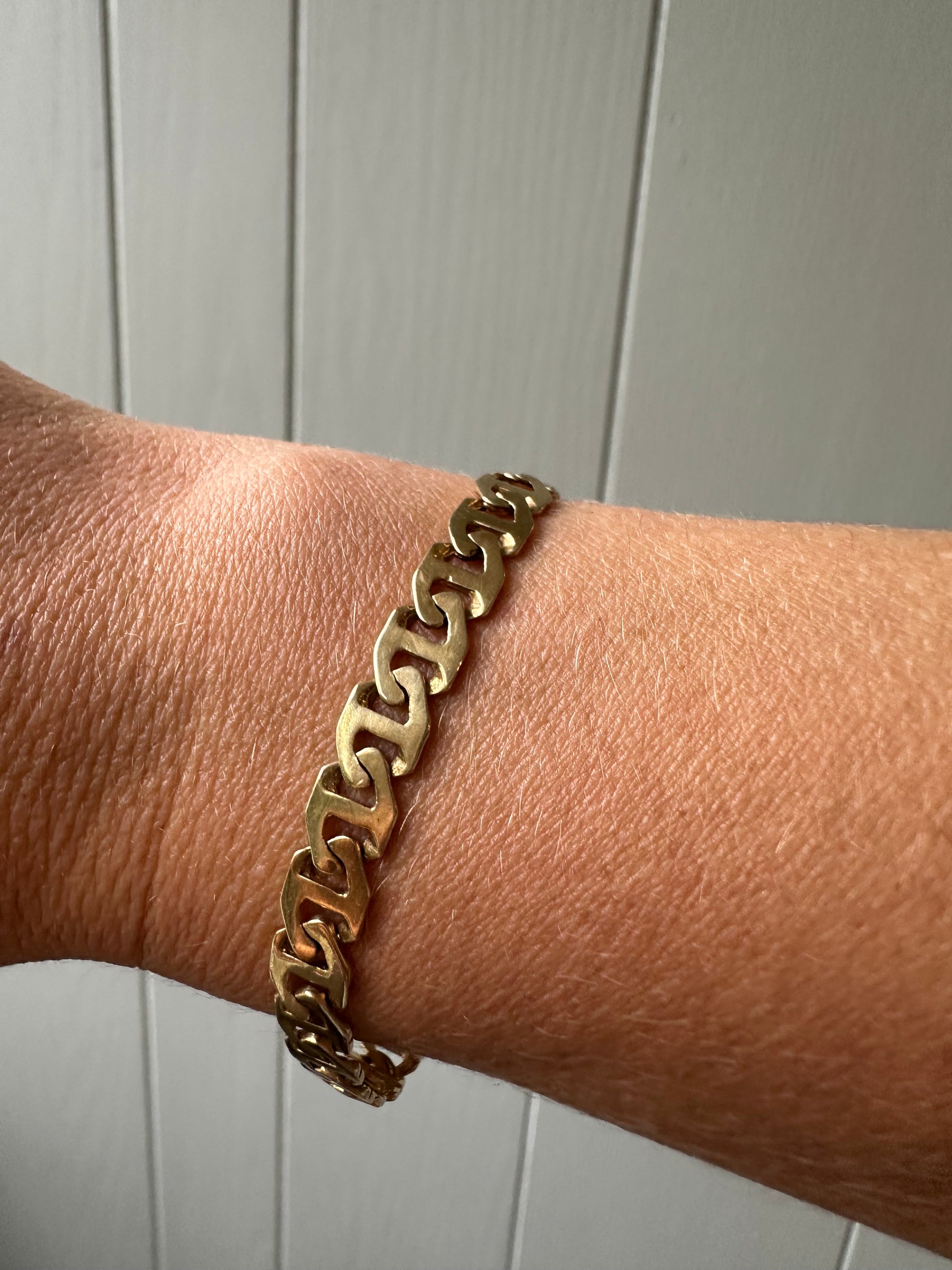 solid flat mariner/anchor bracelet