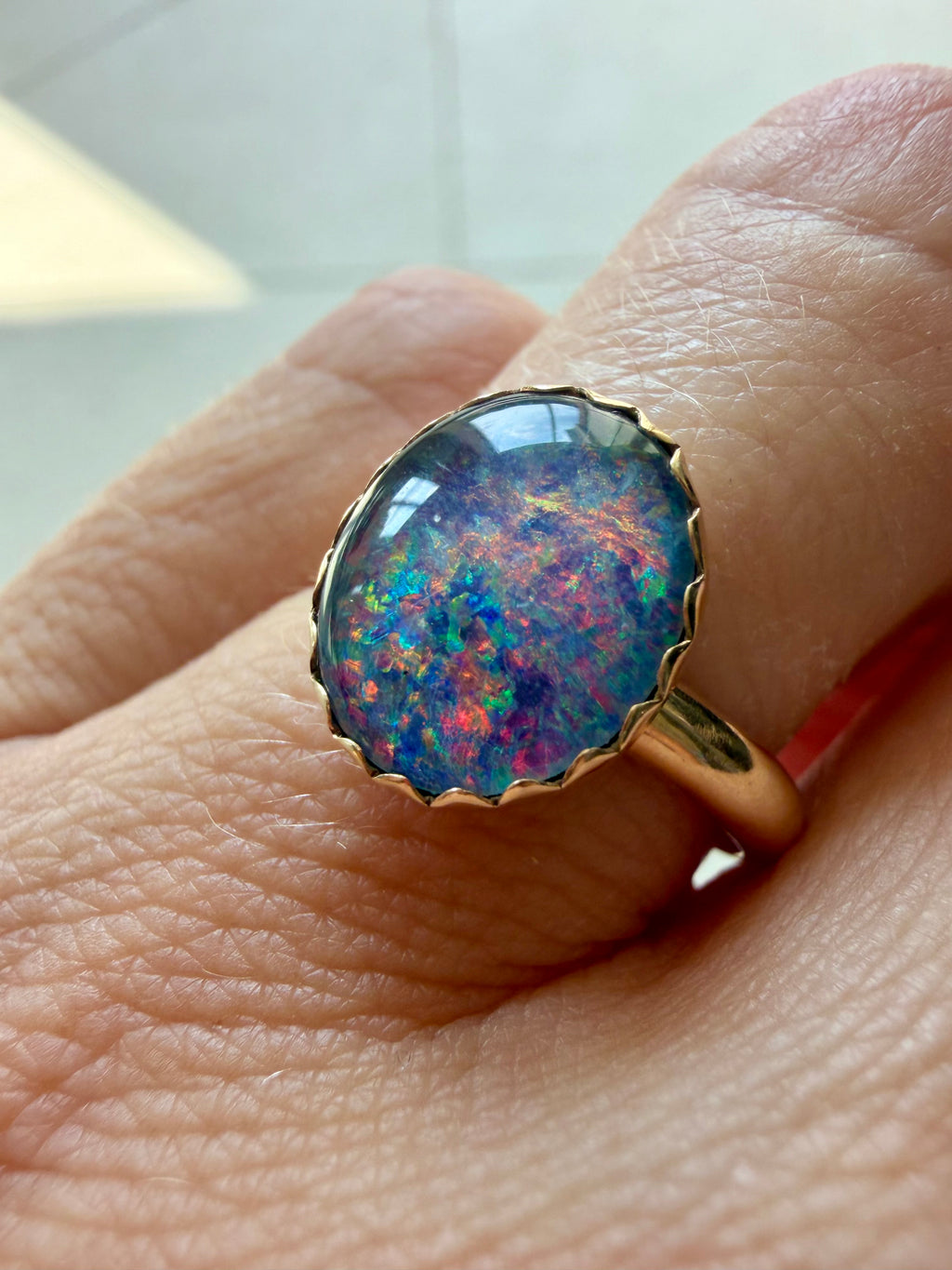 mesmorizing Opal with spiky bezel