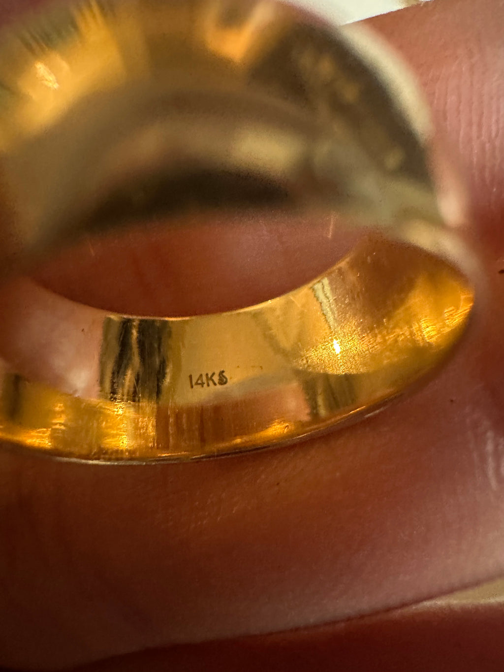 8mm wide vintage gold band