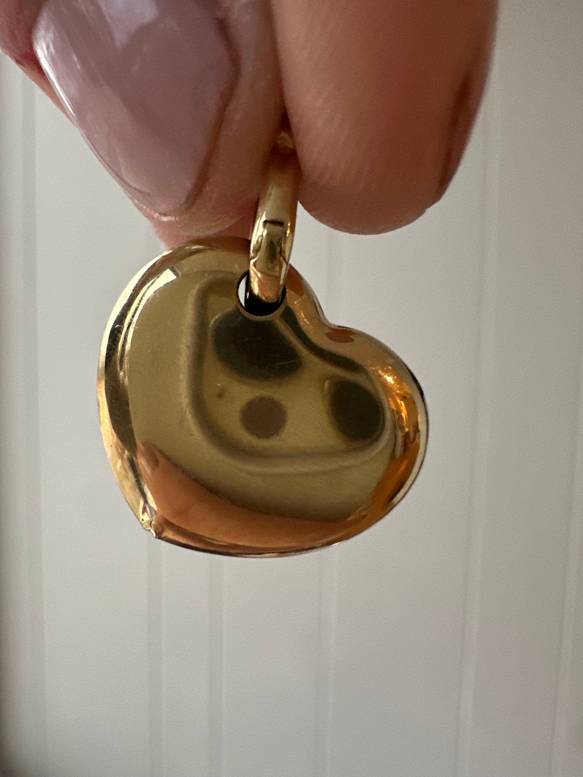 18k puffed heart with enhancer bail