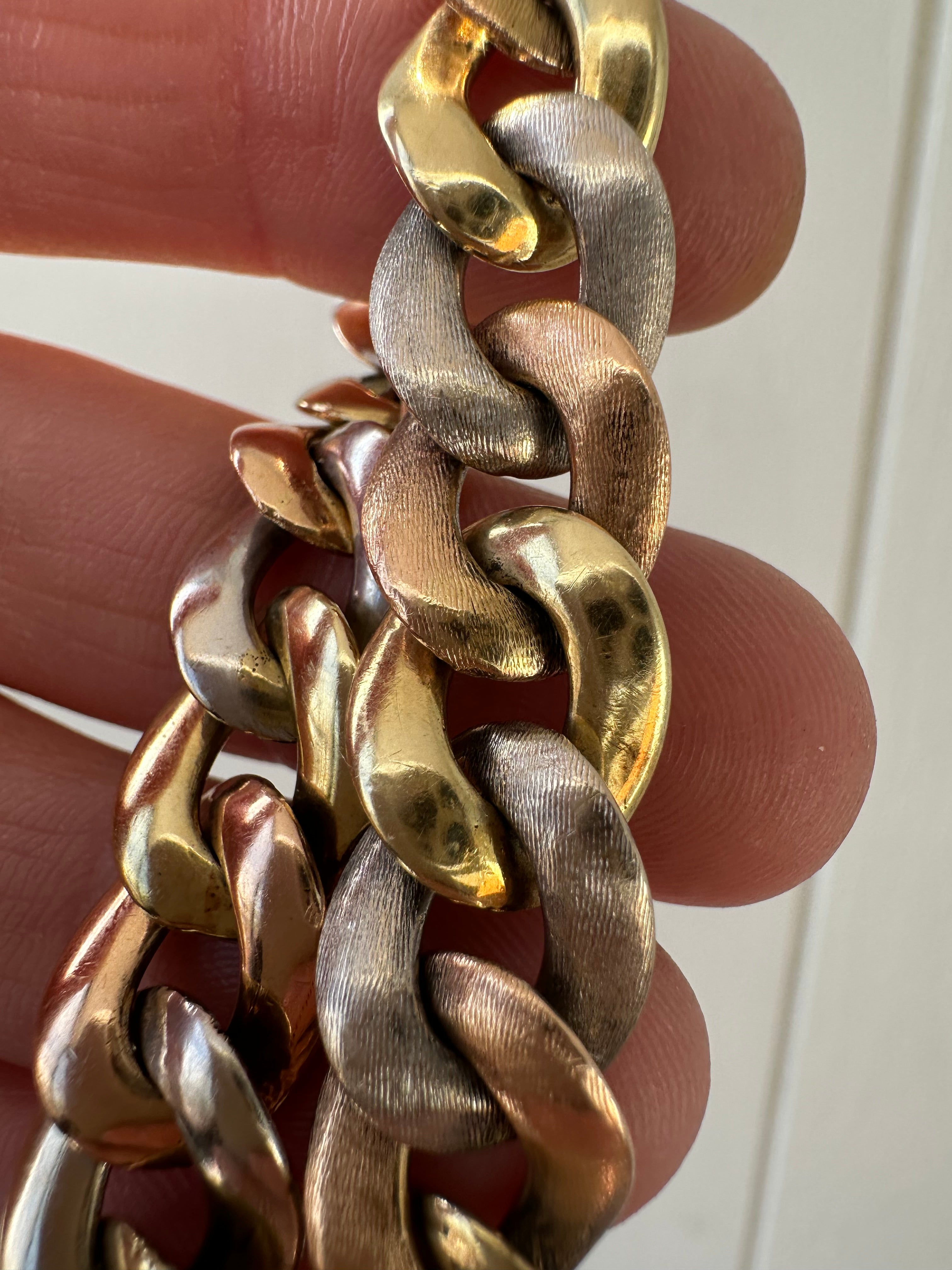 tri tone rounded curb