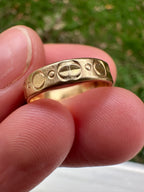 18k gold lock style eternity ring