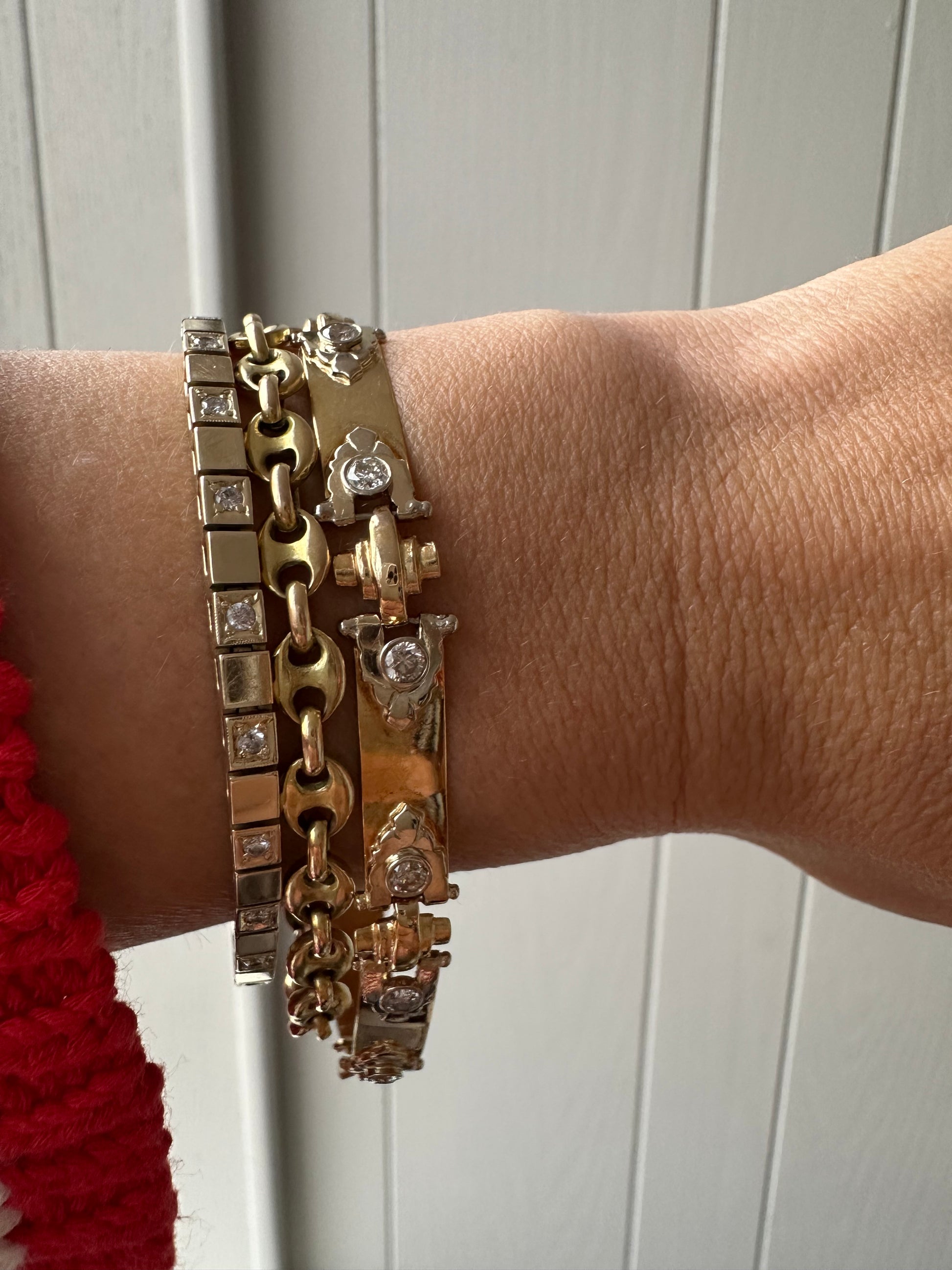 bezel set diamond and gold bracelet