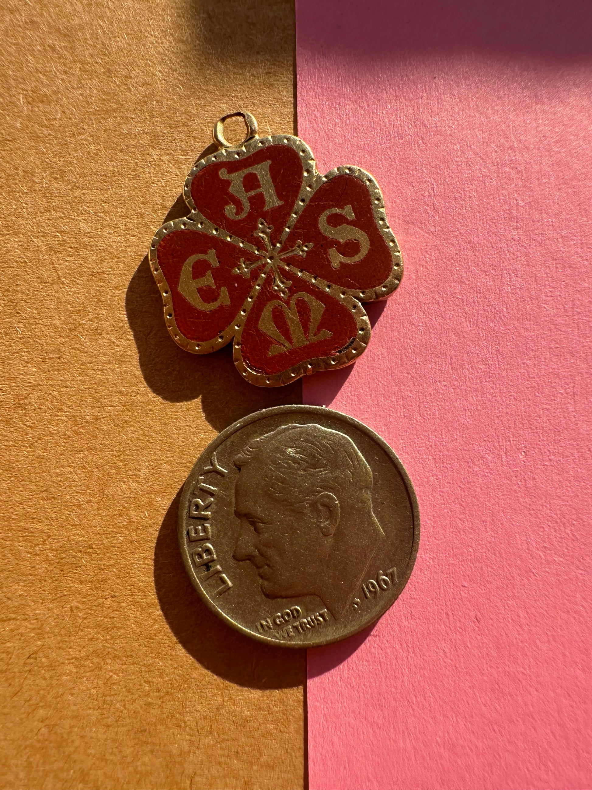 antique clover with compass