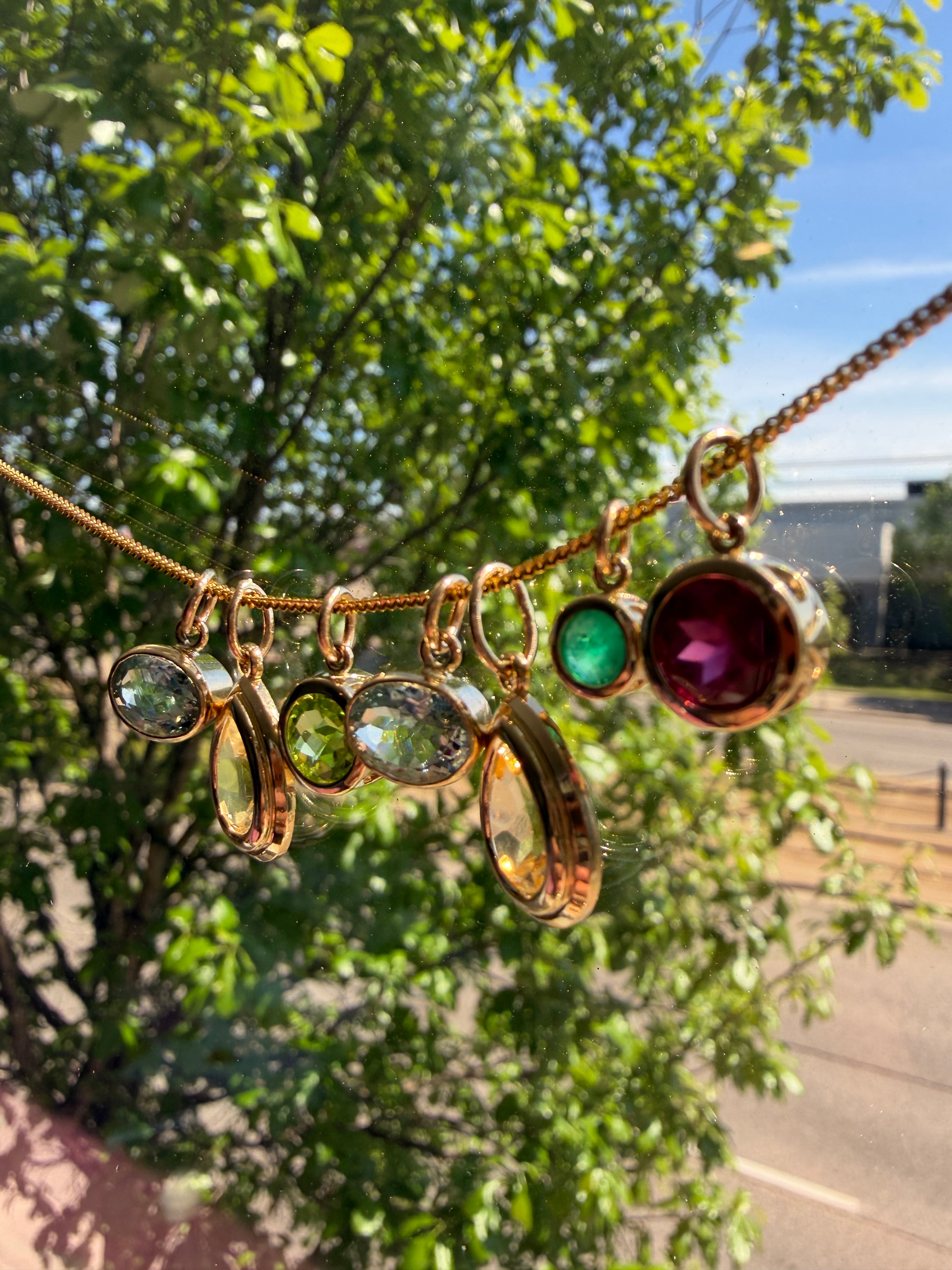 juicy bezel set gems