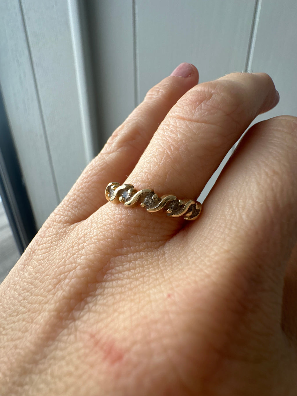 S band of diamonds