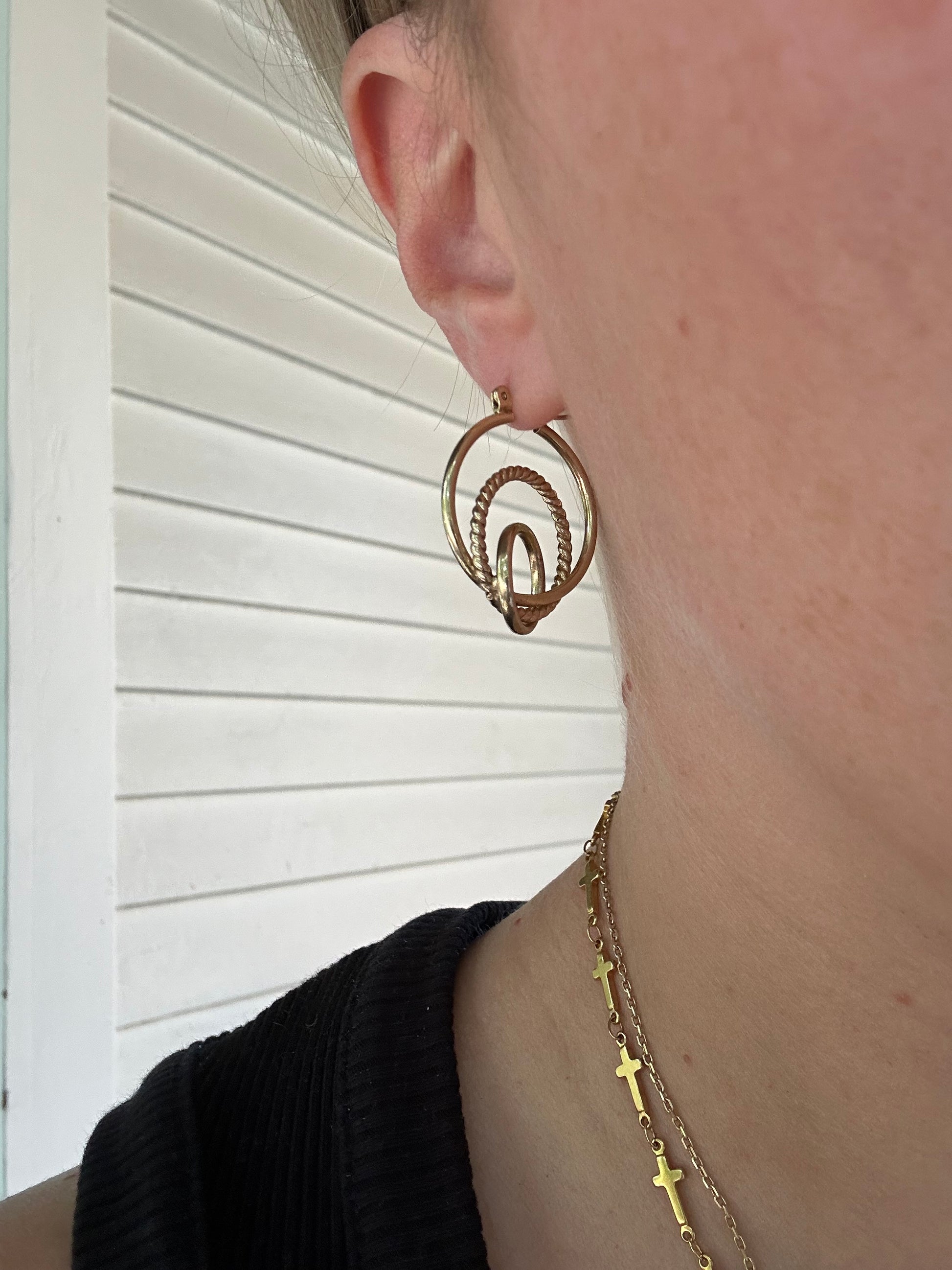 triple hoop